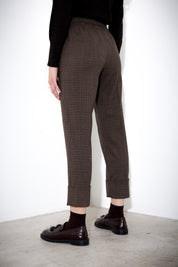Pantalone con risvolto pied de poule