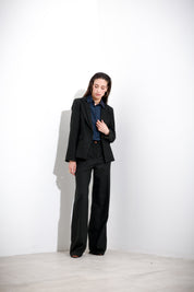 Single-breasted wool and silk buttoned jacket