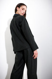 Single-breasted wool and silk buttoned jacket
