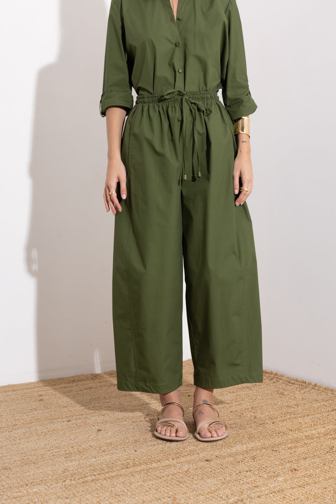 Oversized cotton trousers with drawstring