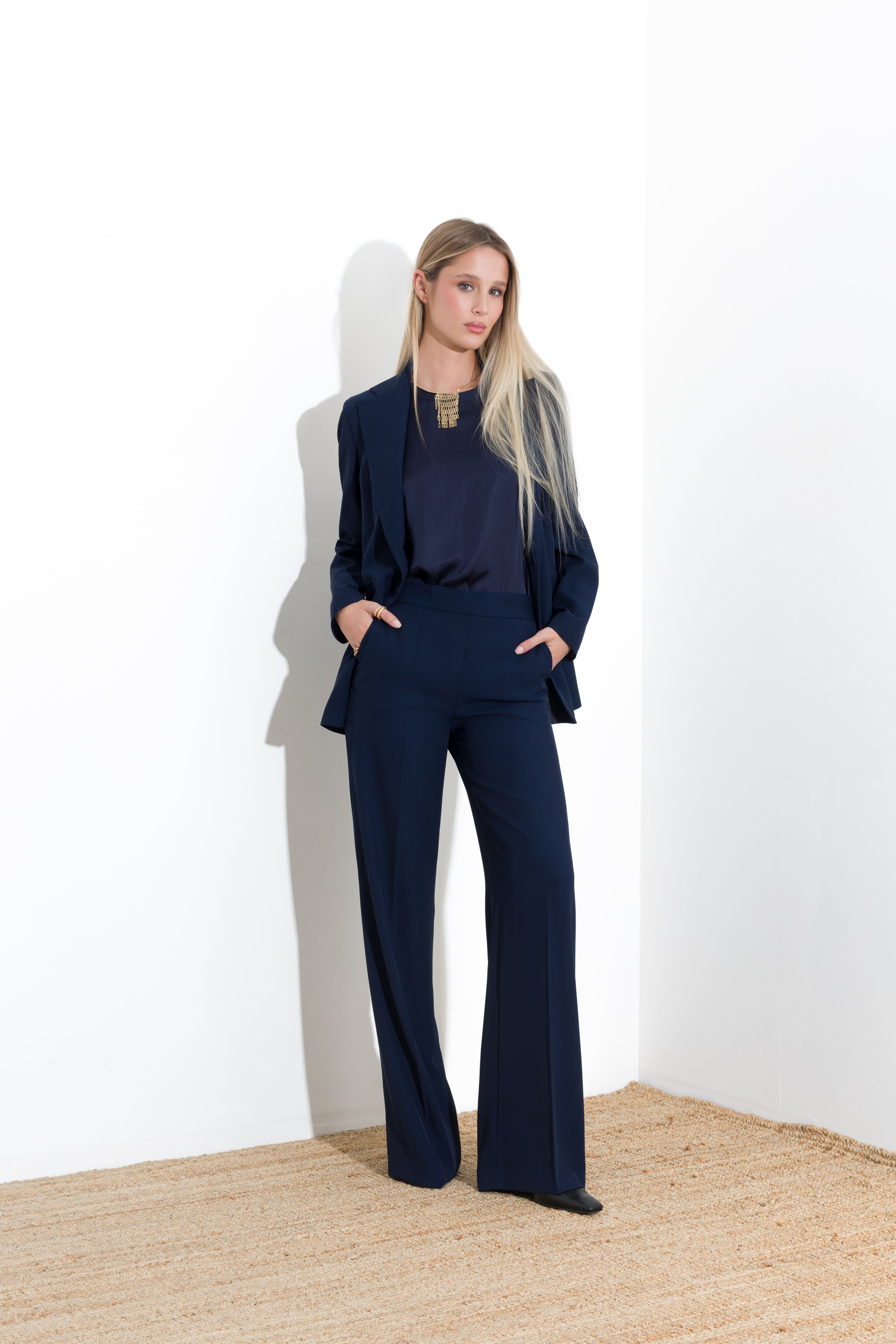 Diagonal fluid trousers