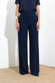 Diagonal fluid trousers