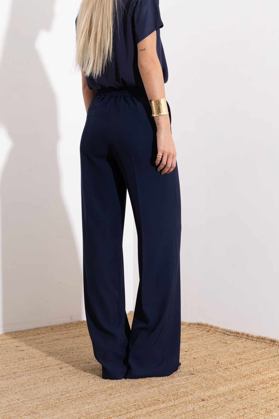 Diagonal fluid trousers