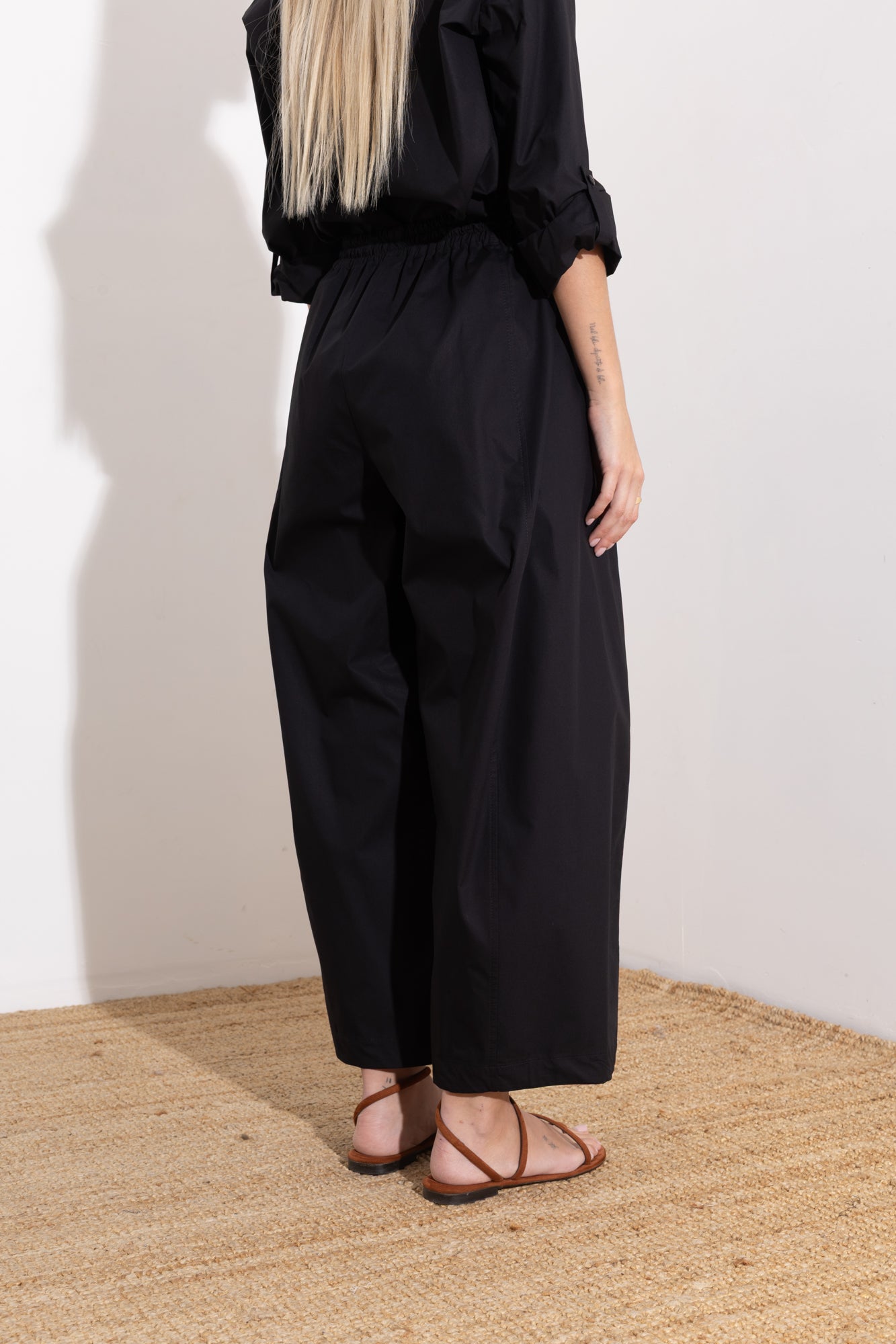 Oversized cotton trousers with drawstring