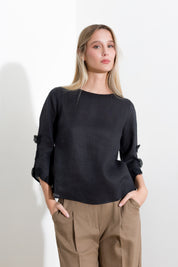 Maglia in misto lino con applicazioni