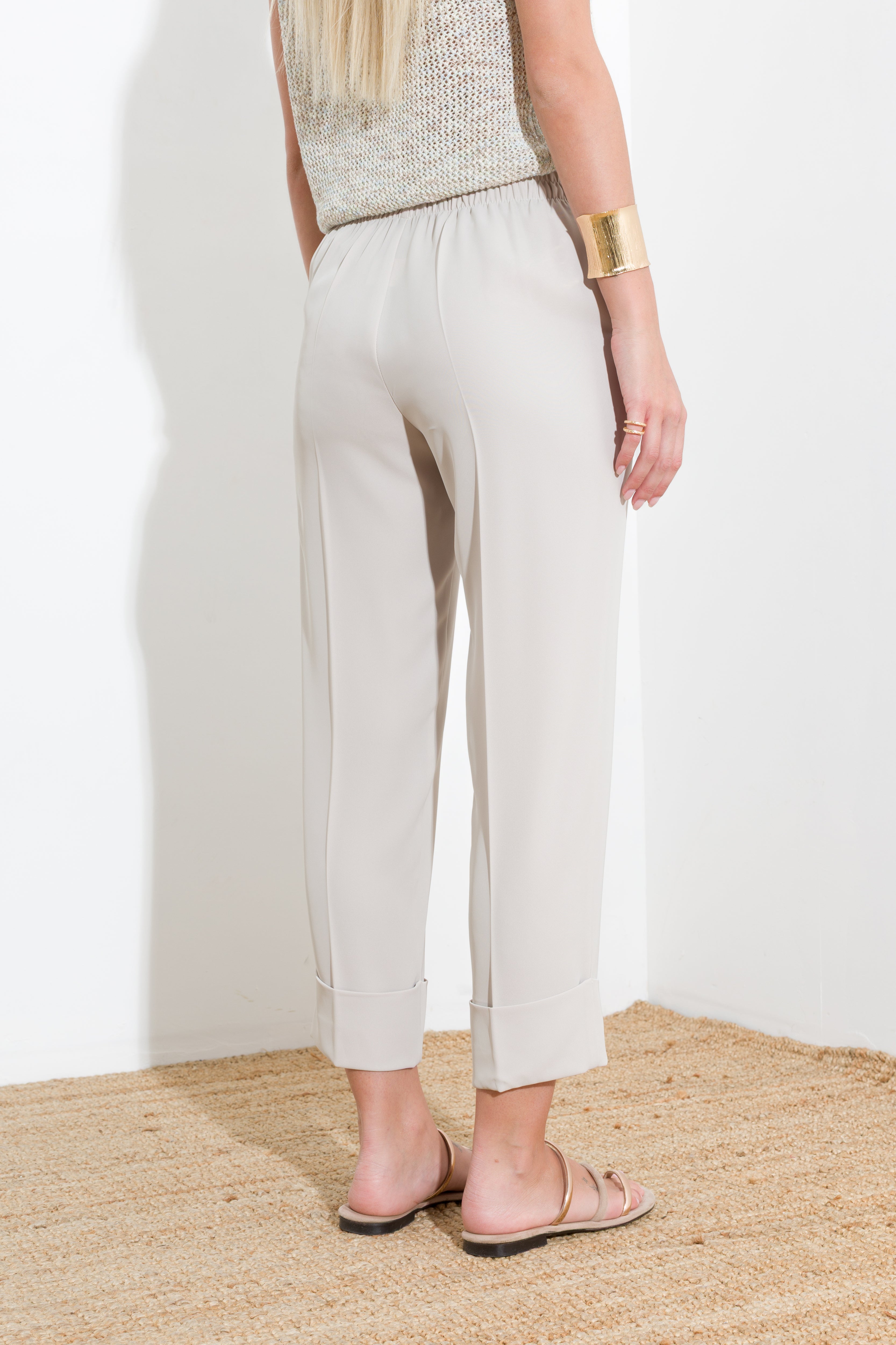 Pantalone con risvolto