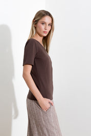 T-shirt in cotone con micro catena