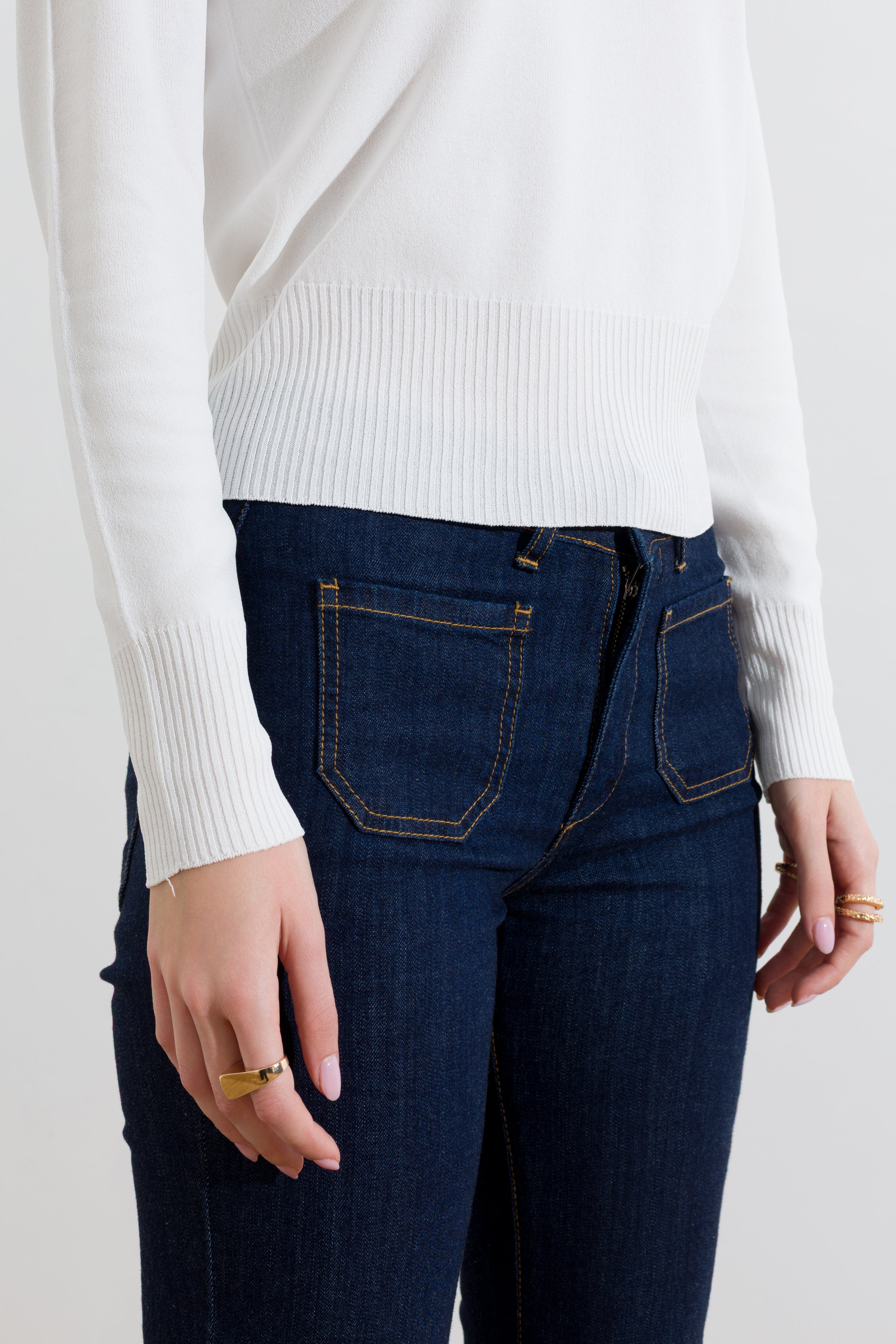 Maglia in cachemire a scatoletta FRIENDLY SWEATER - Compagnia Italiana