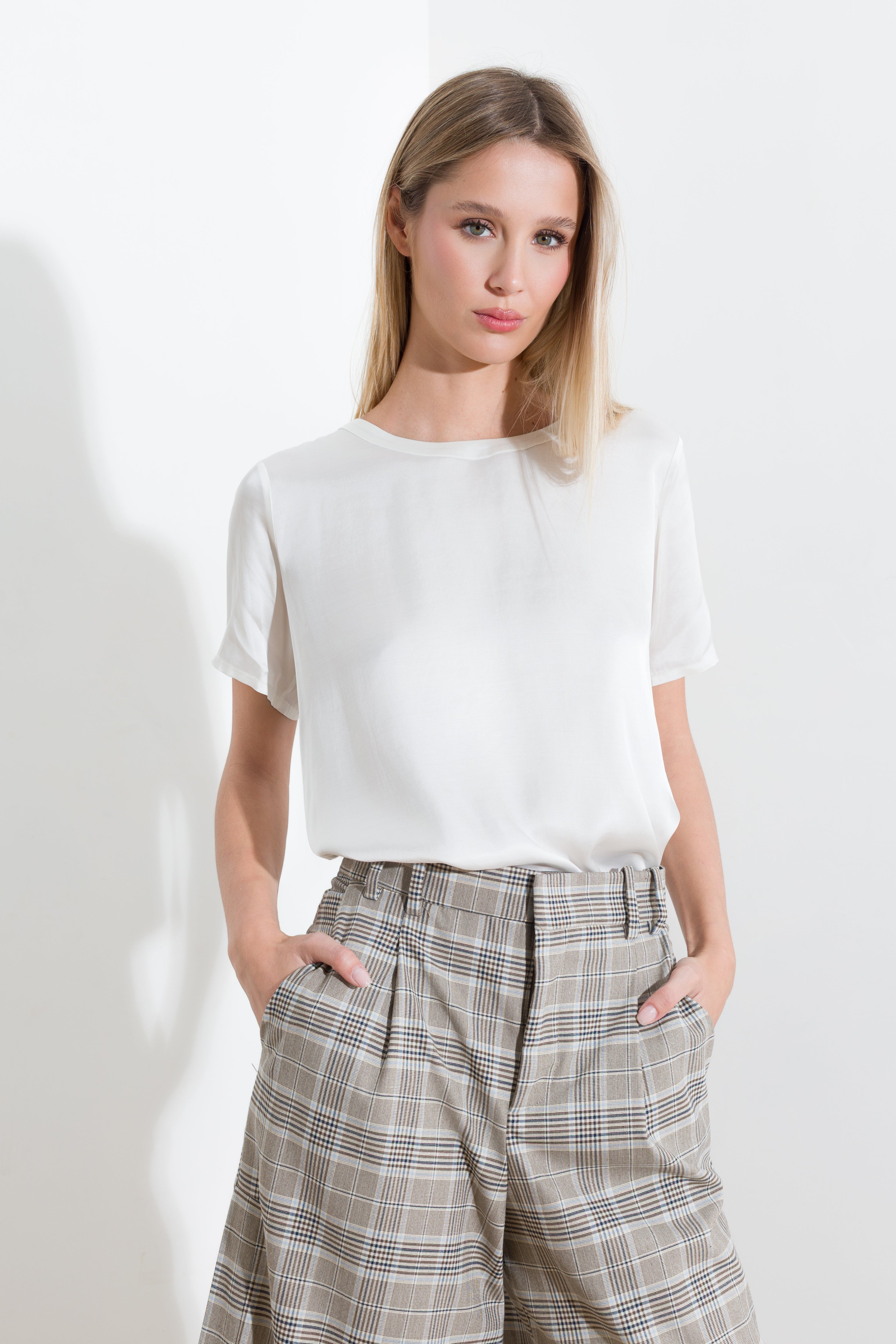 -C260-707_WHITE