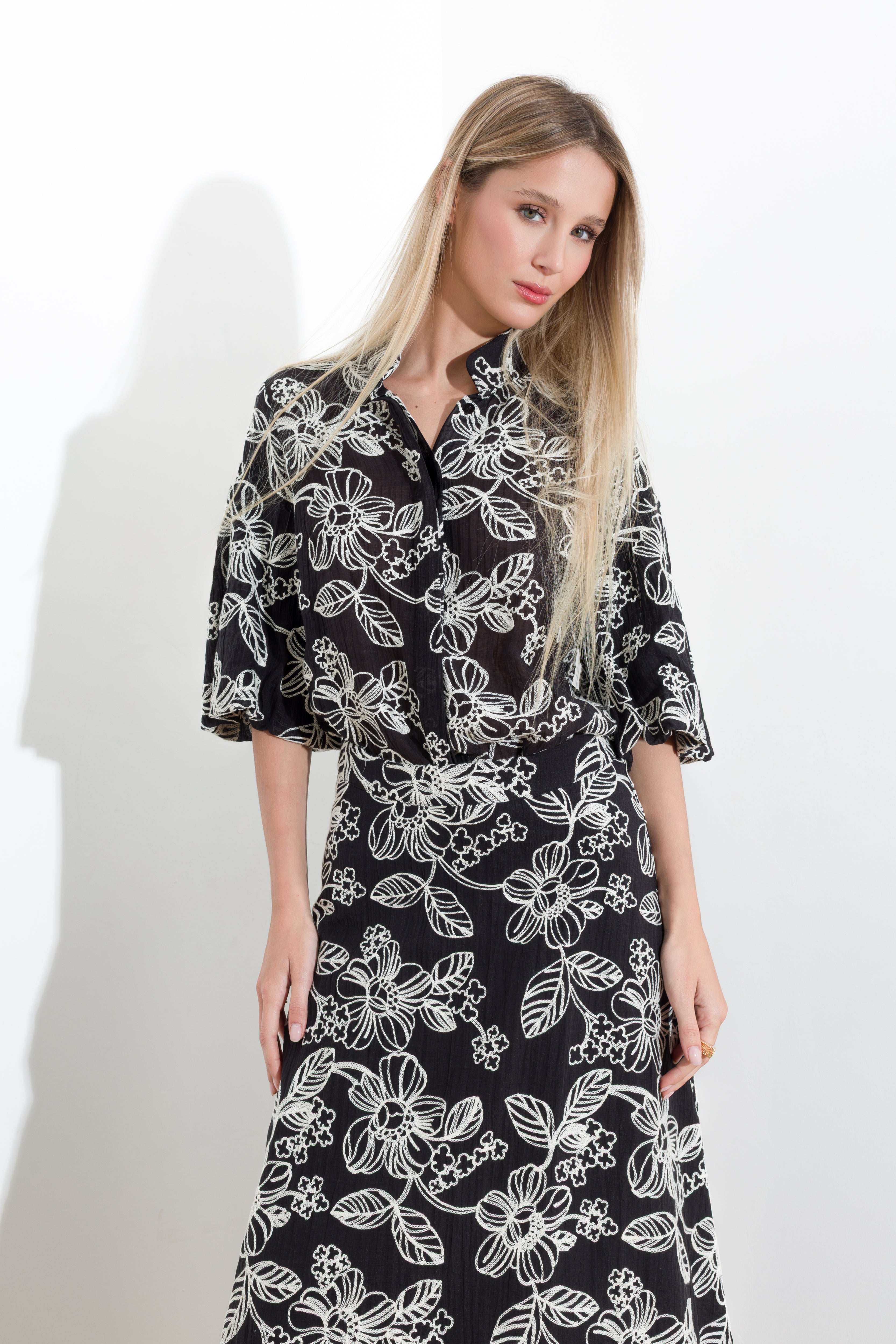 Tencel shirt with embroidery