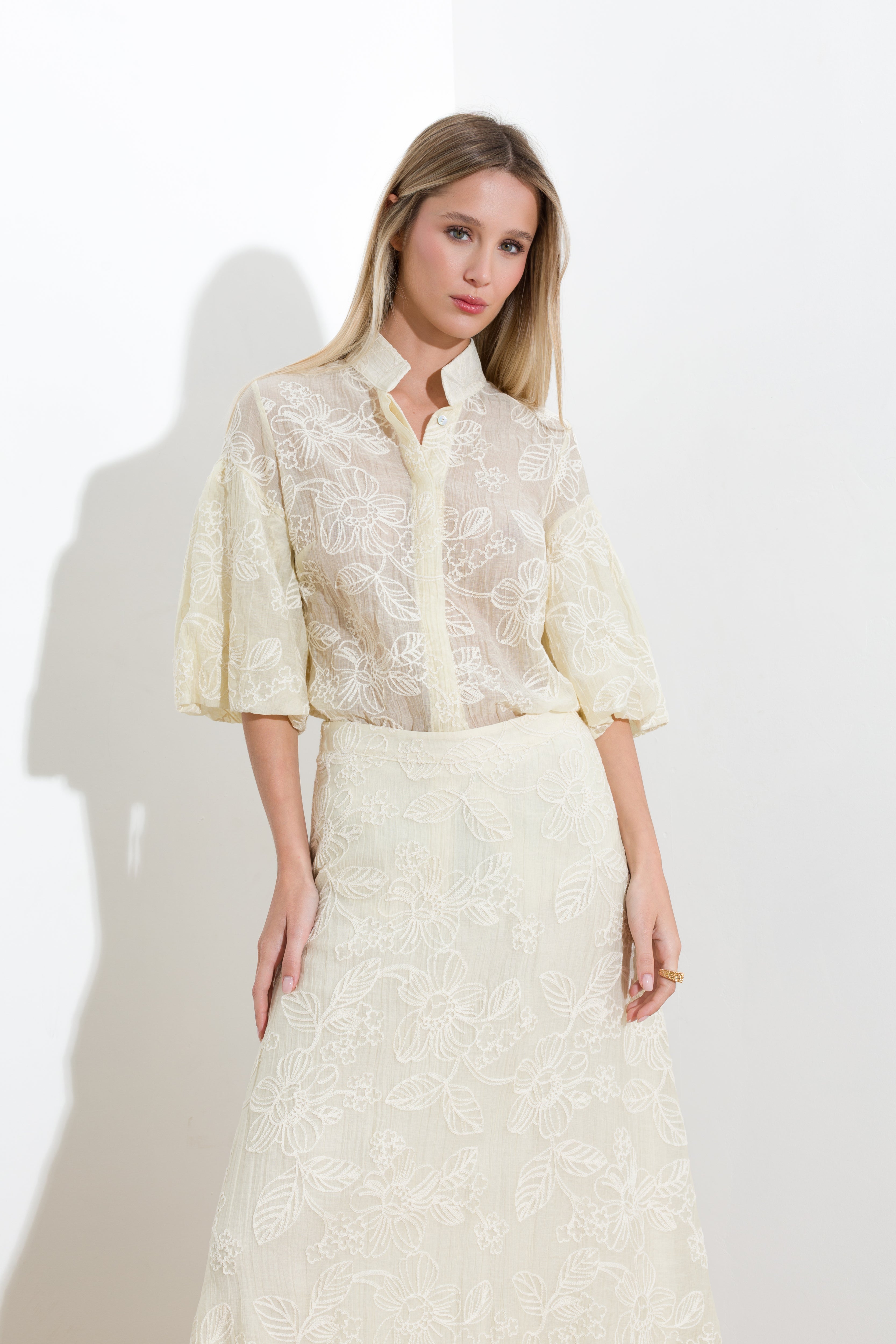 Tencel shirt with embroidery