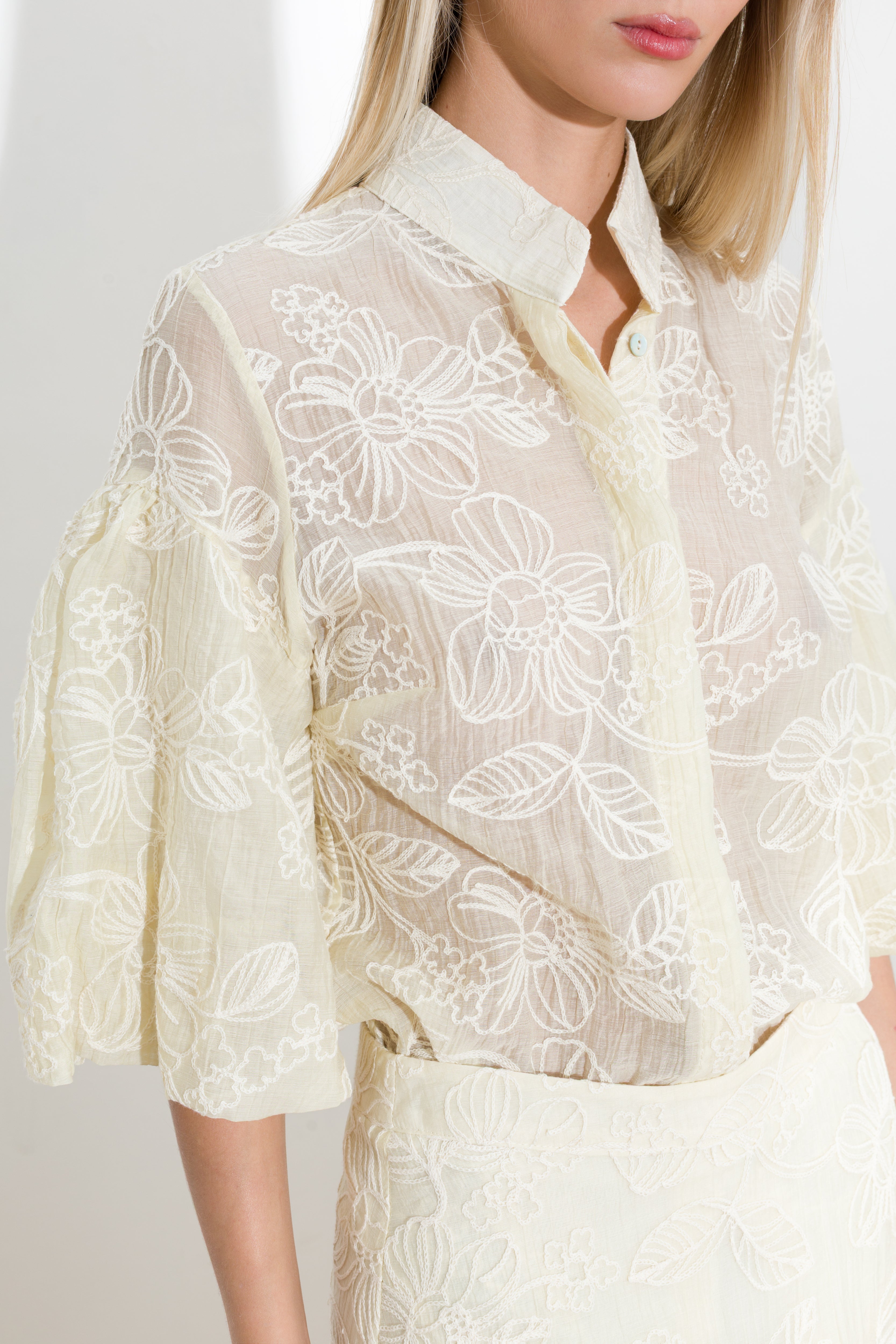 Tencel shirt with embroidery