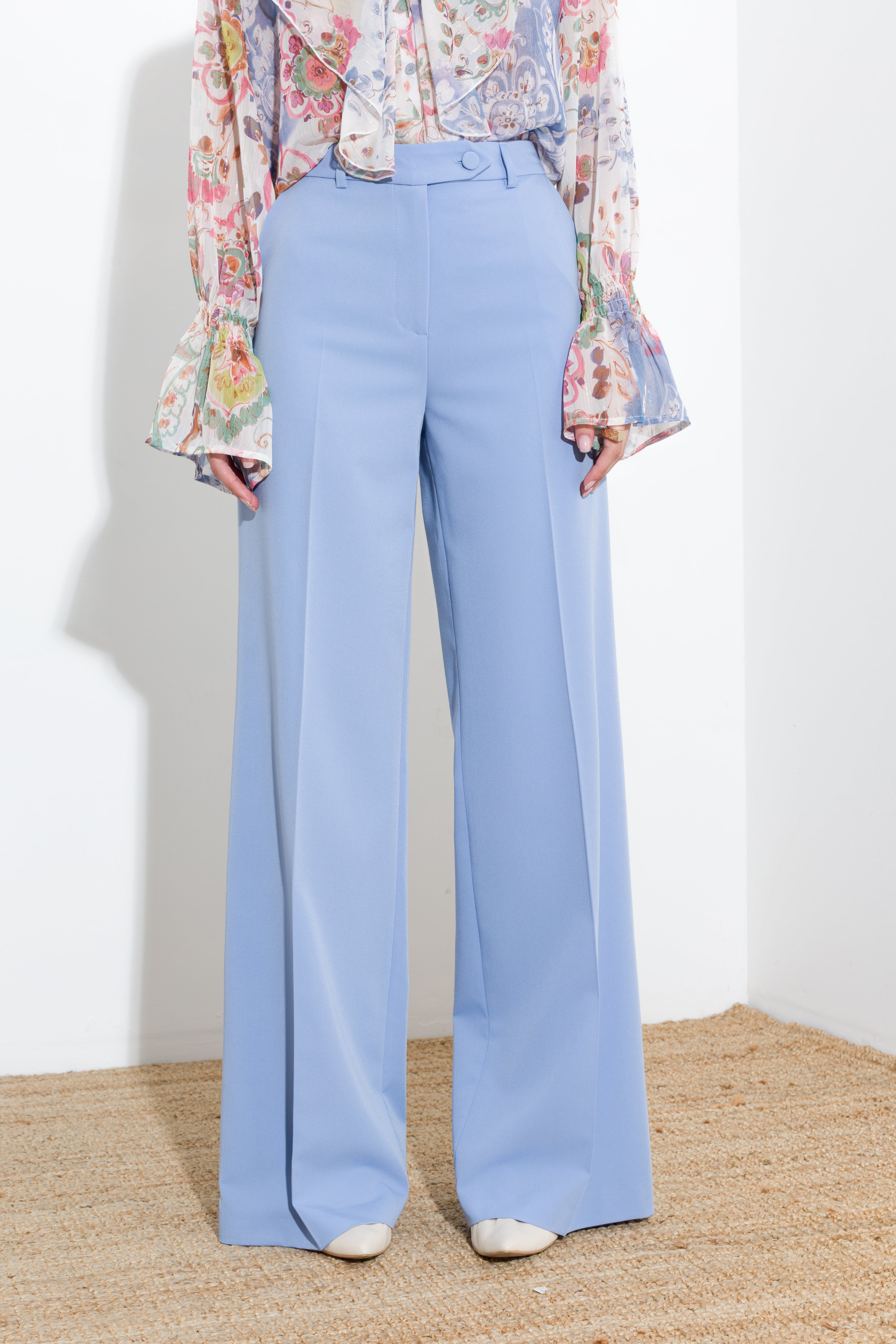 Wide trousers