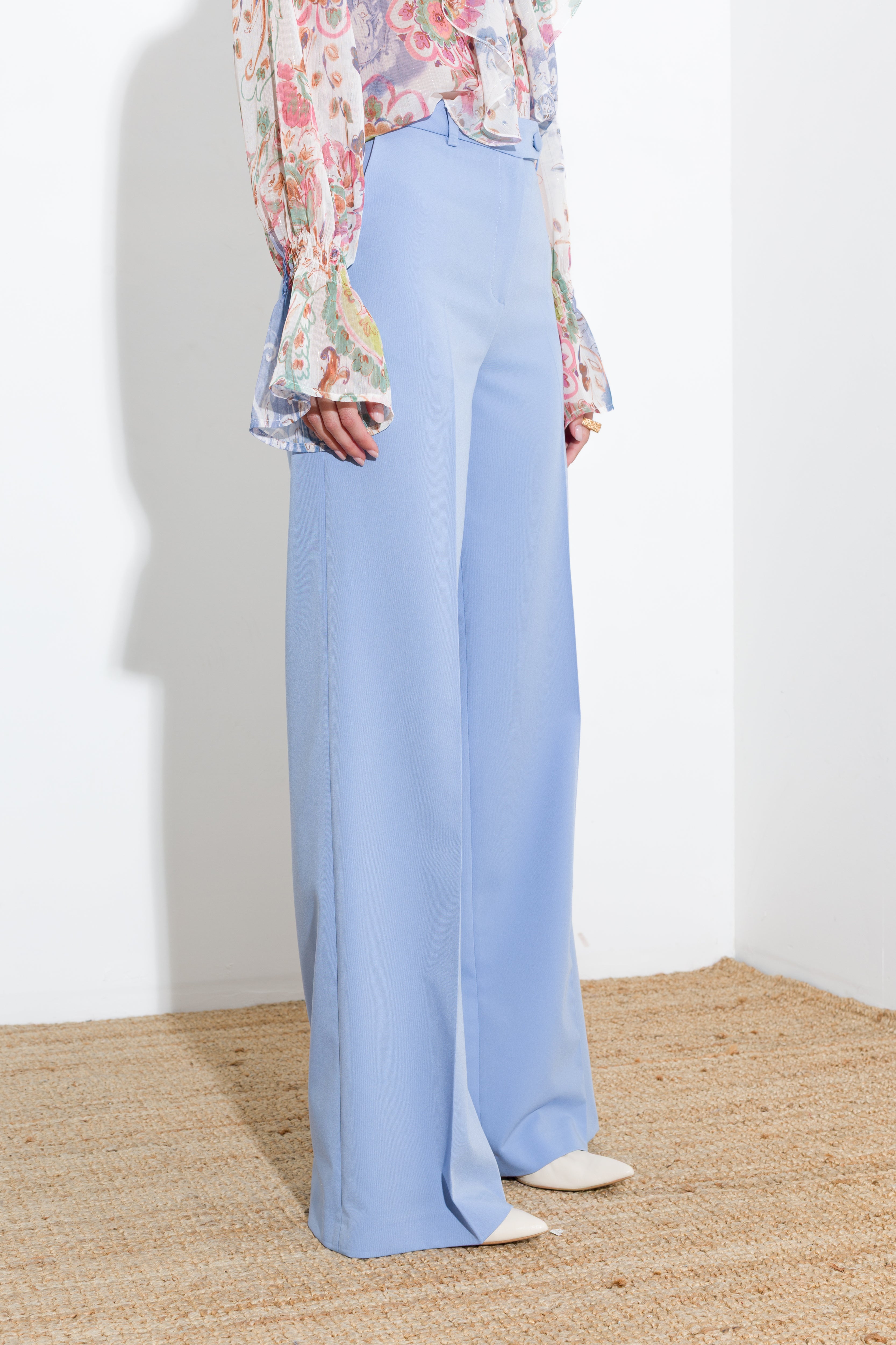 Wide trousers