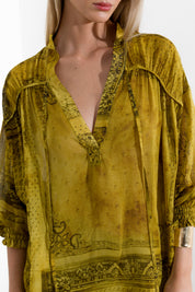 Blusa in georgette stampa bandana