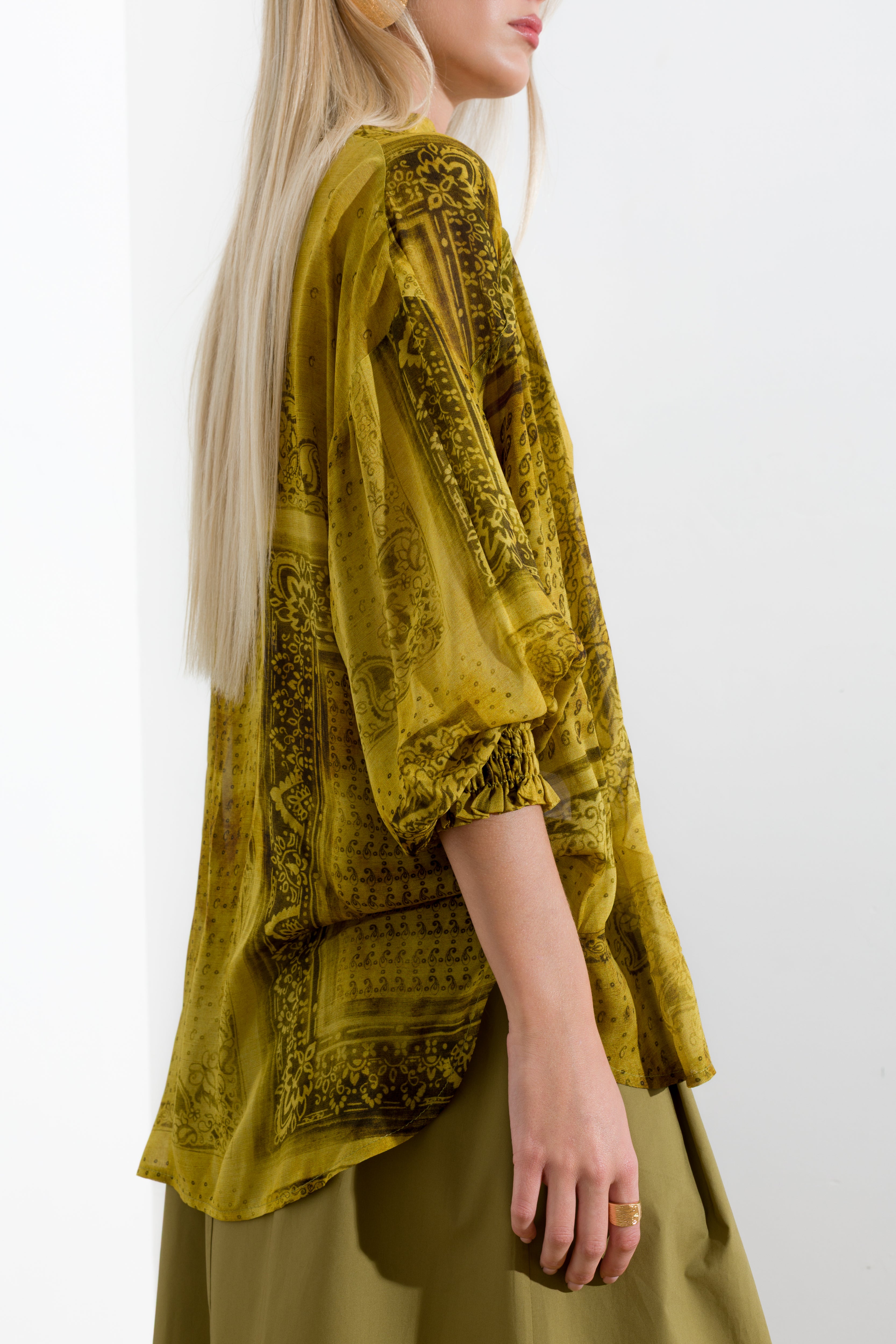 Blusa in georgette stampa bandana