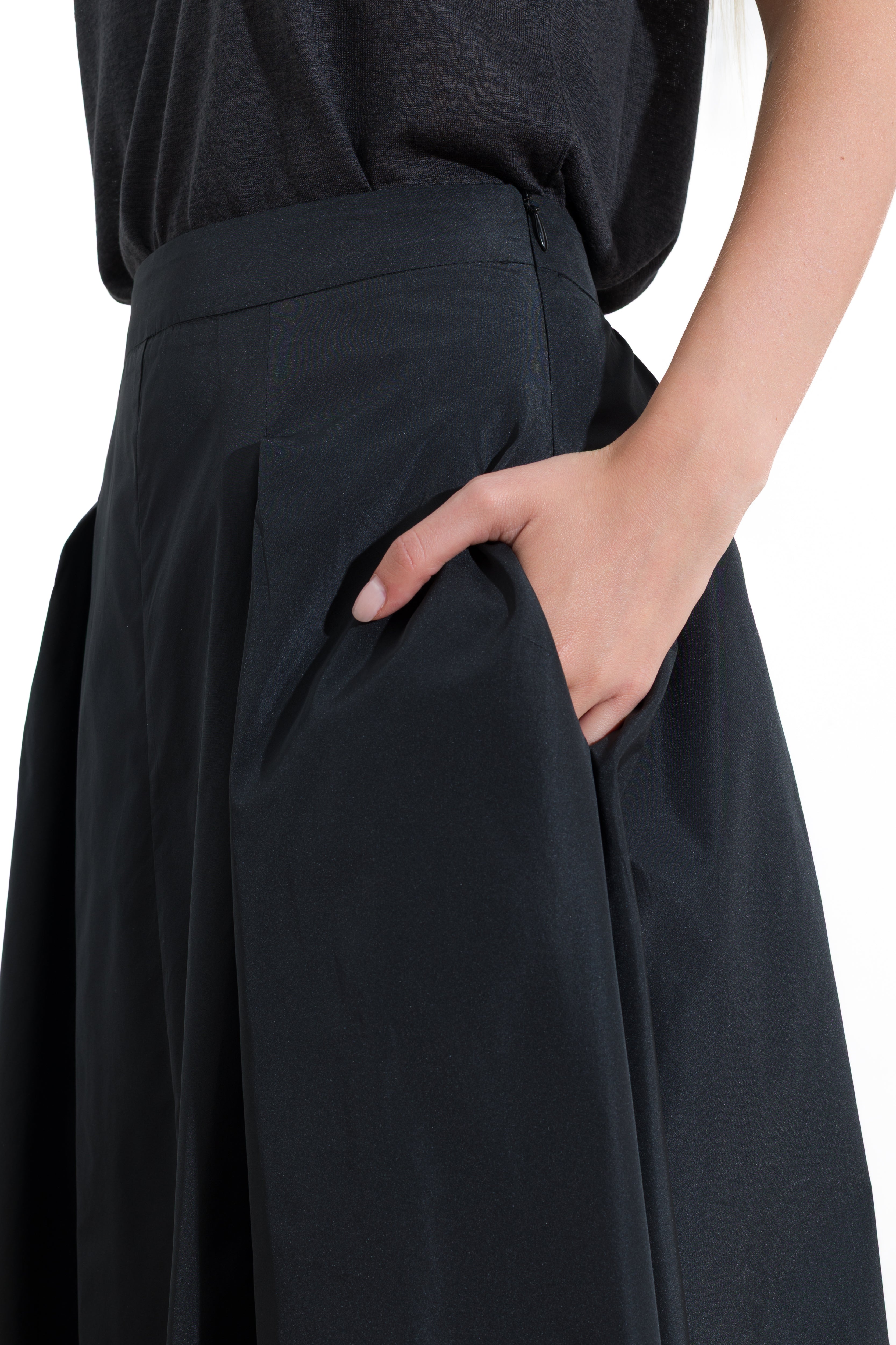 -C260-357_BLACK
