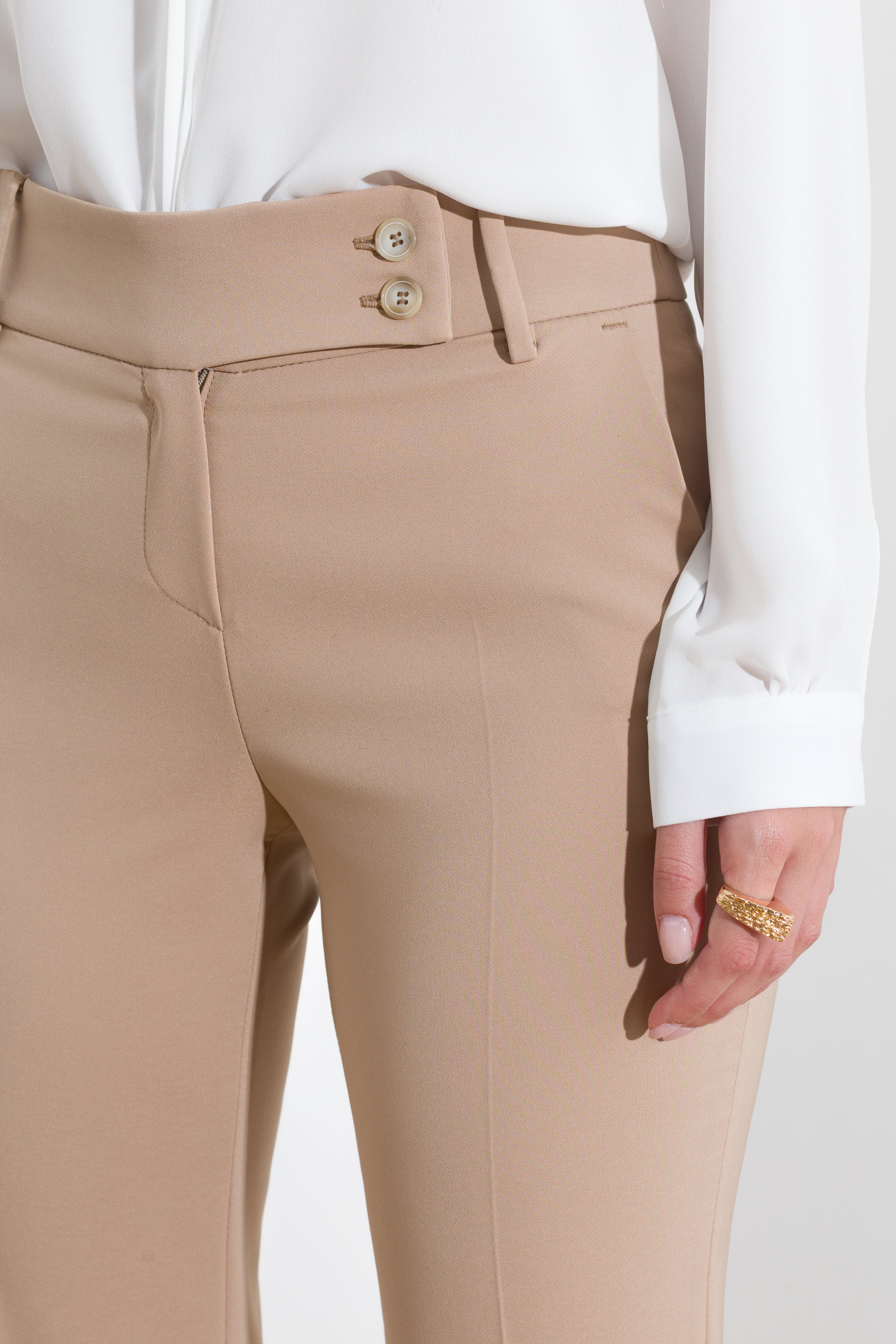 Pantalone flare in tecnico