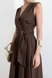 Cotton dress with sash