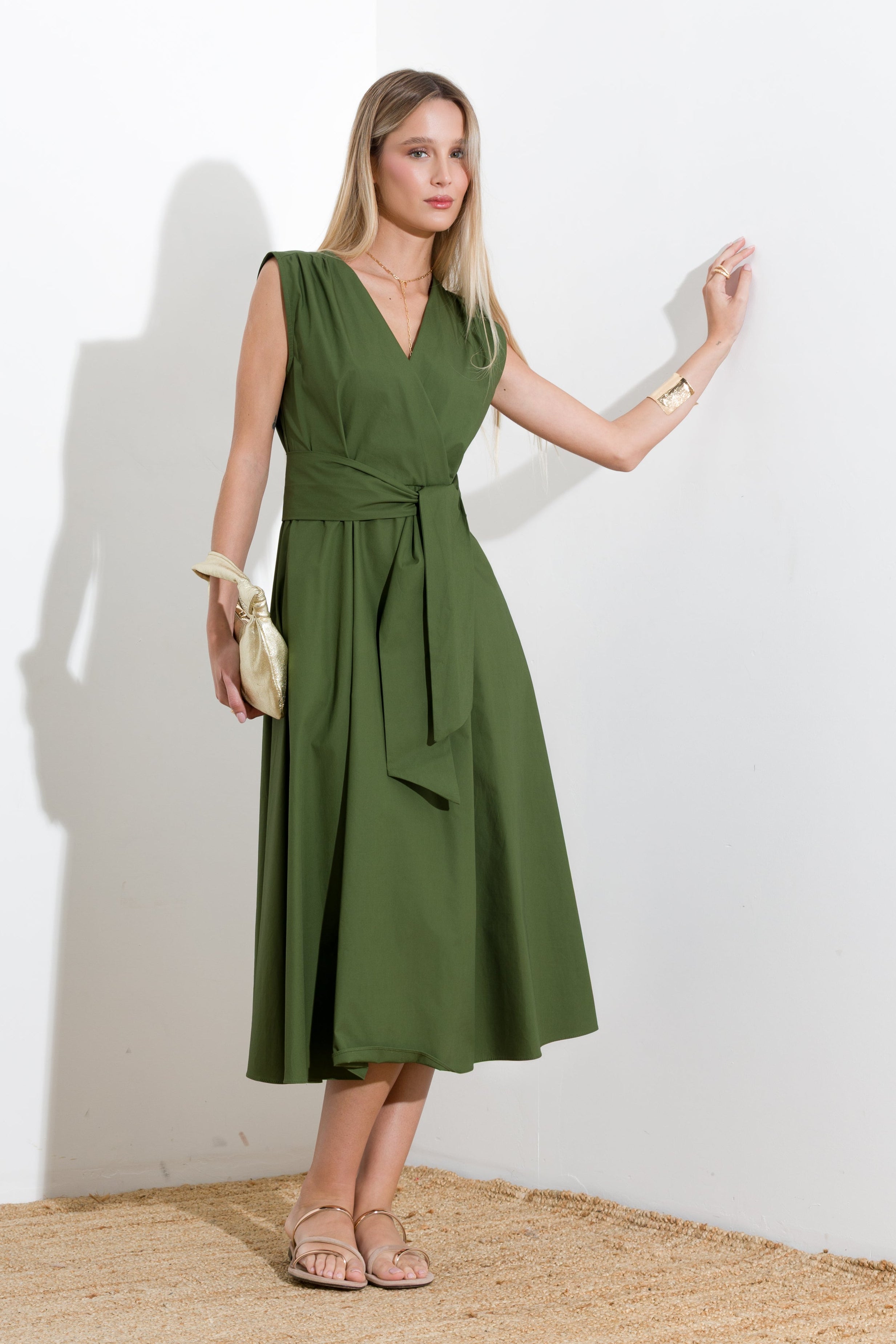 Cotton dress with sash