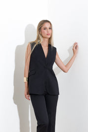Sleeveless cotton jacket