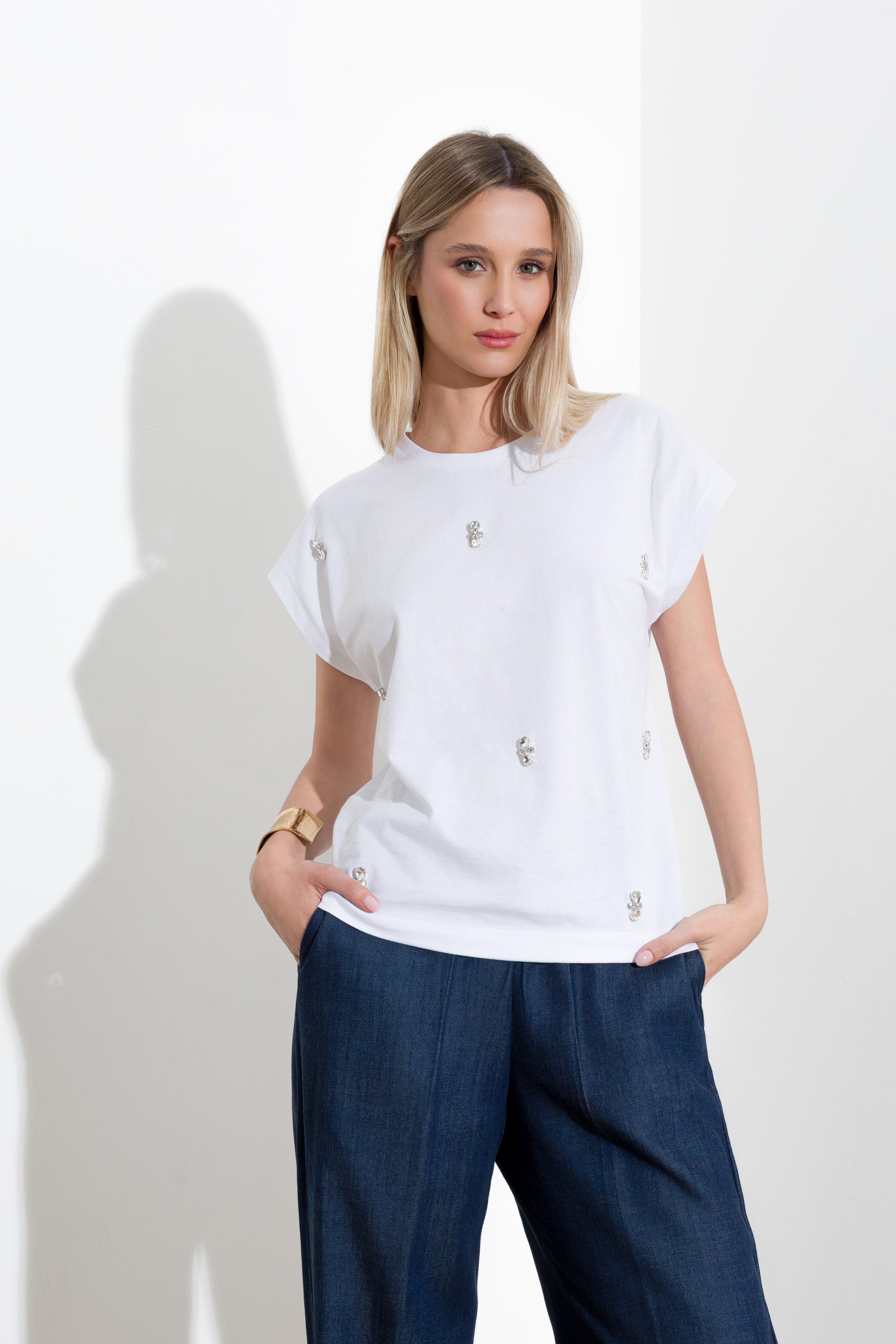 T-shirt in jersy di cotone con applicazioni - Compagnia Italiana