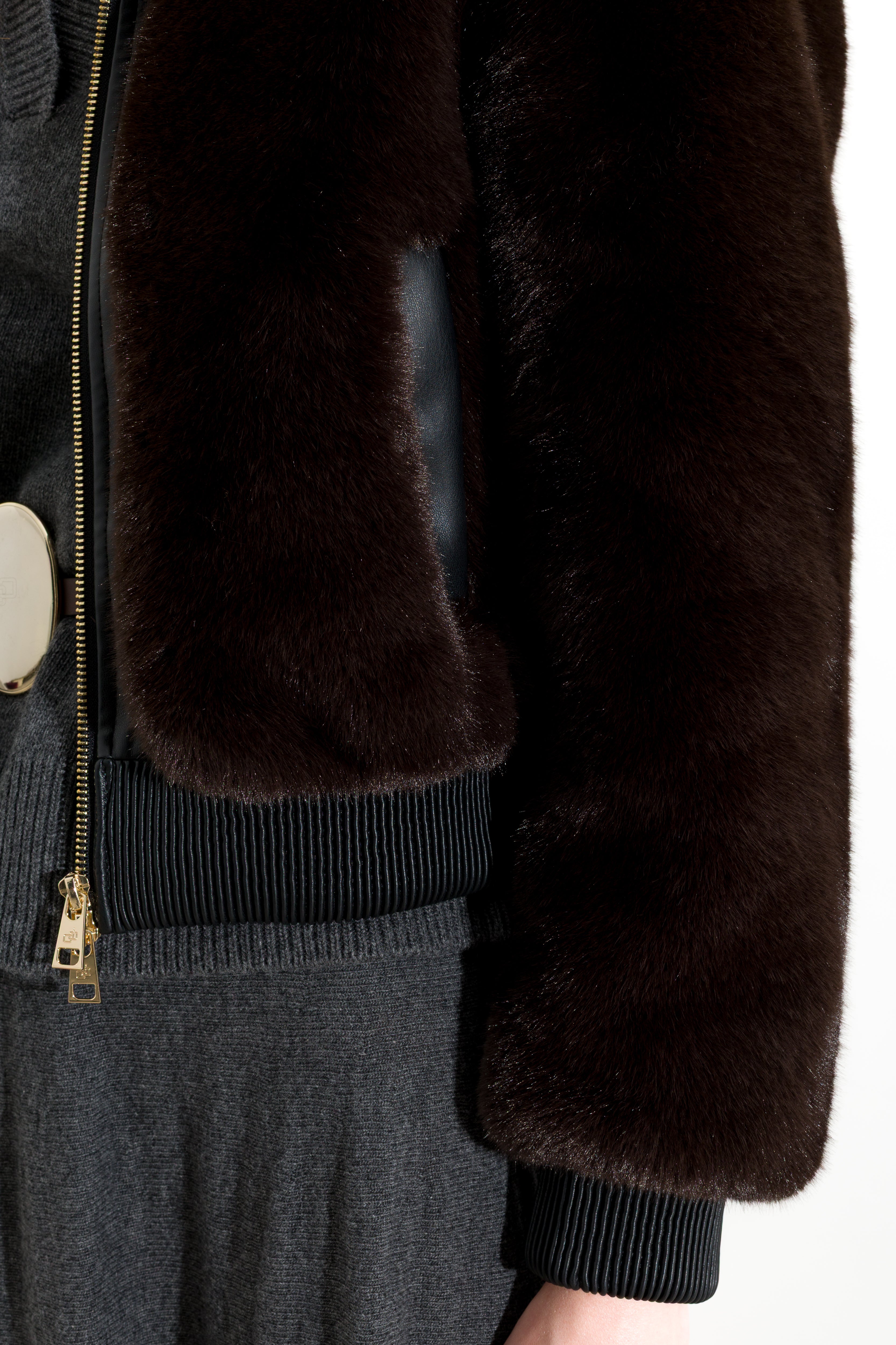Bomber corto in jersey furry