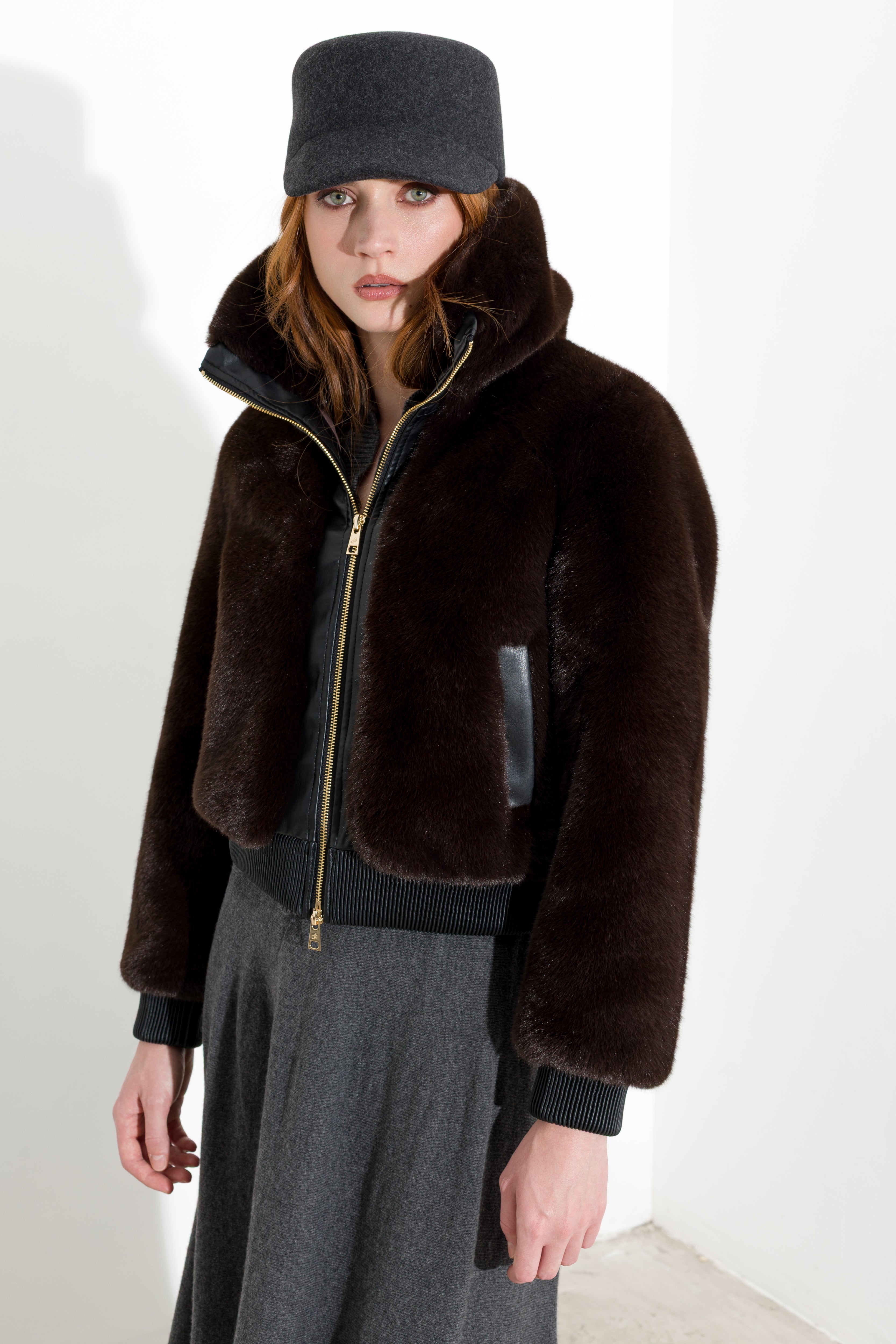 Bomber corto in jersey furry