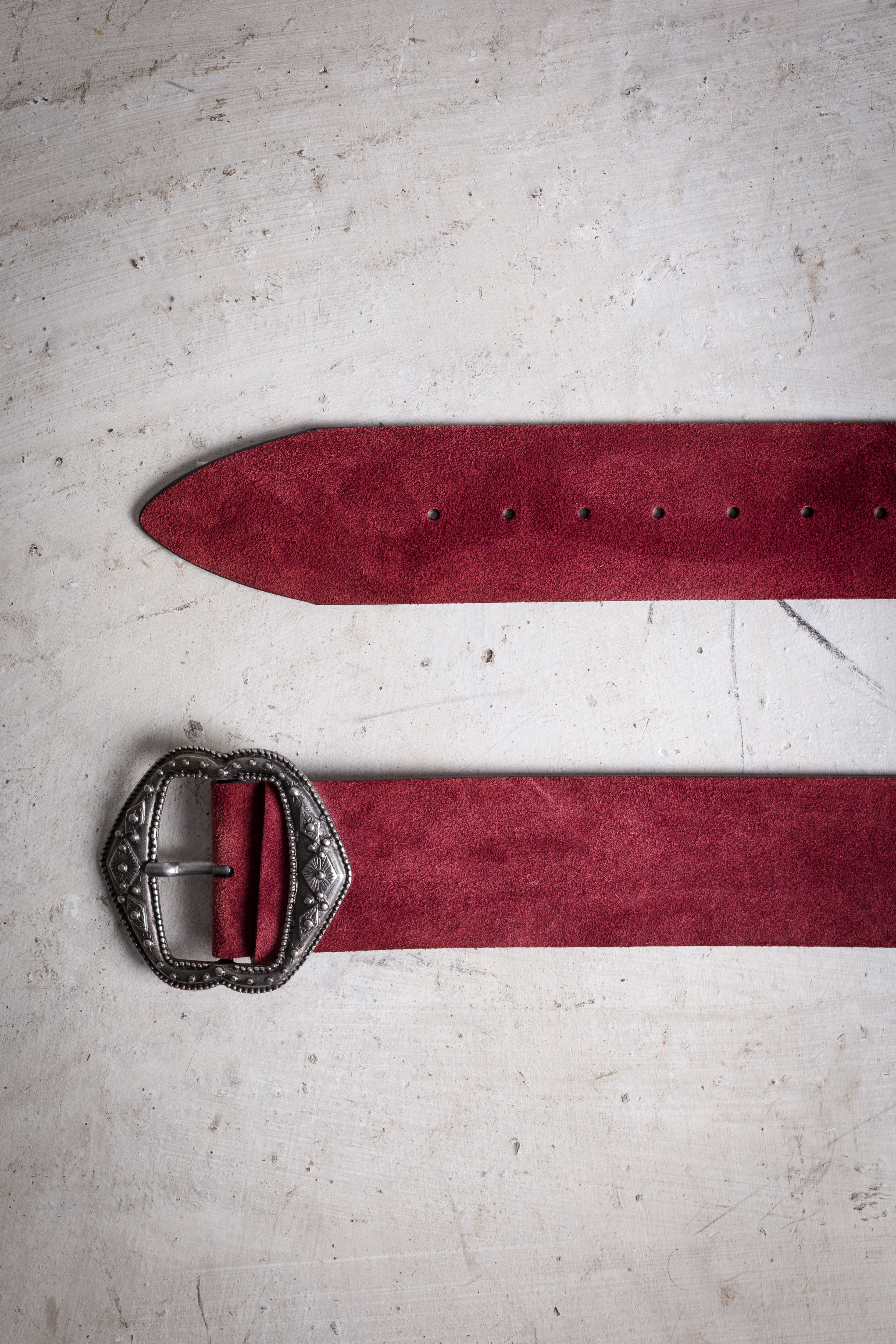 Suede belt with stone buckle