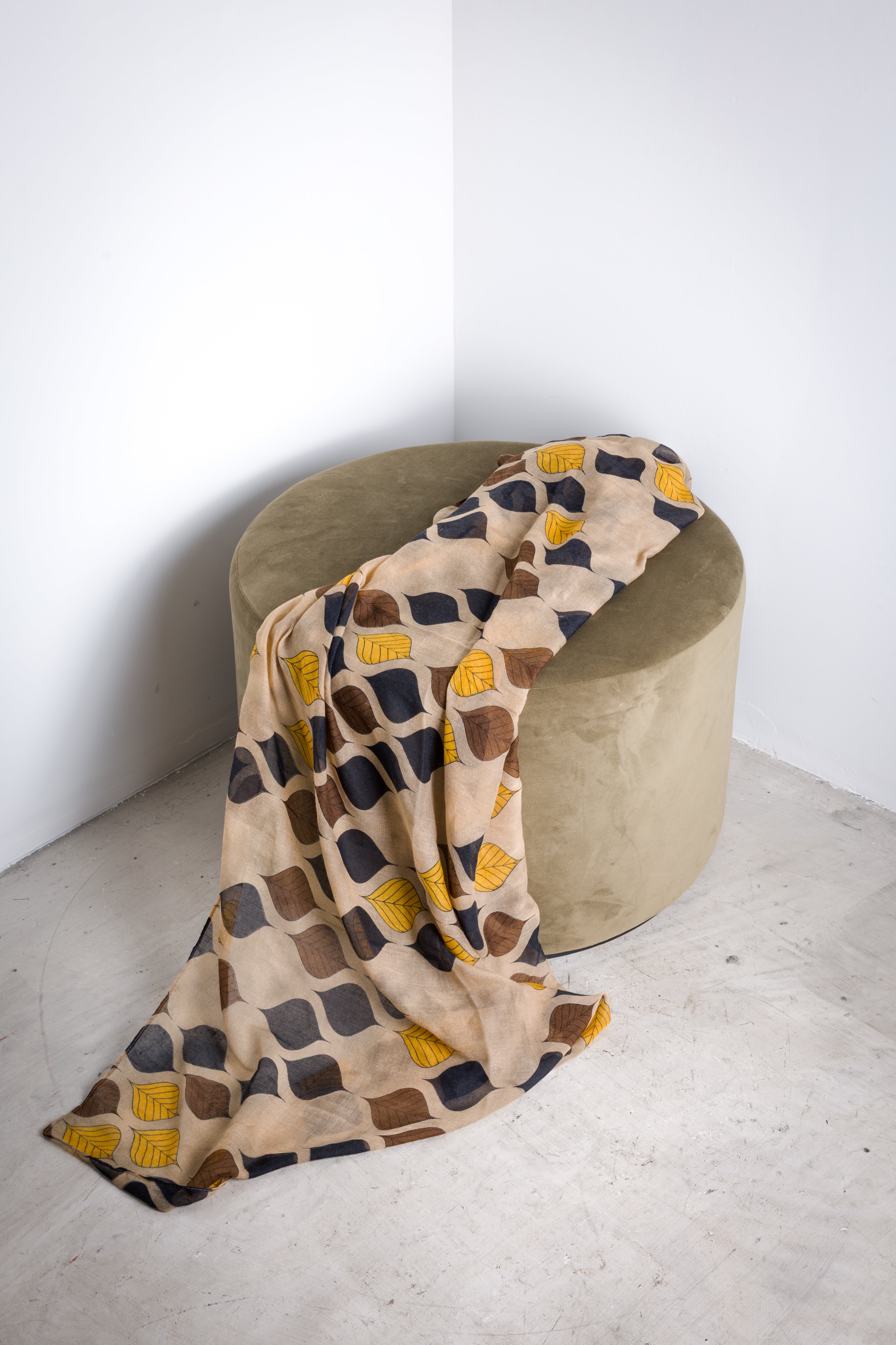 Leaf Print Stole-C250-913_BEIGE