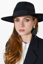 Cappello a tesa larga in feltro