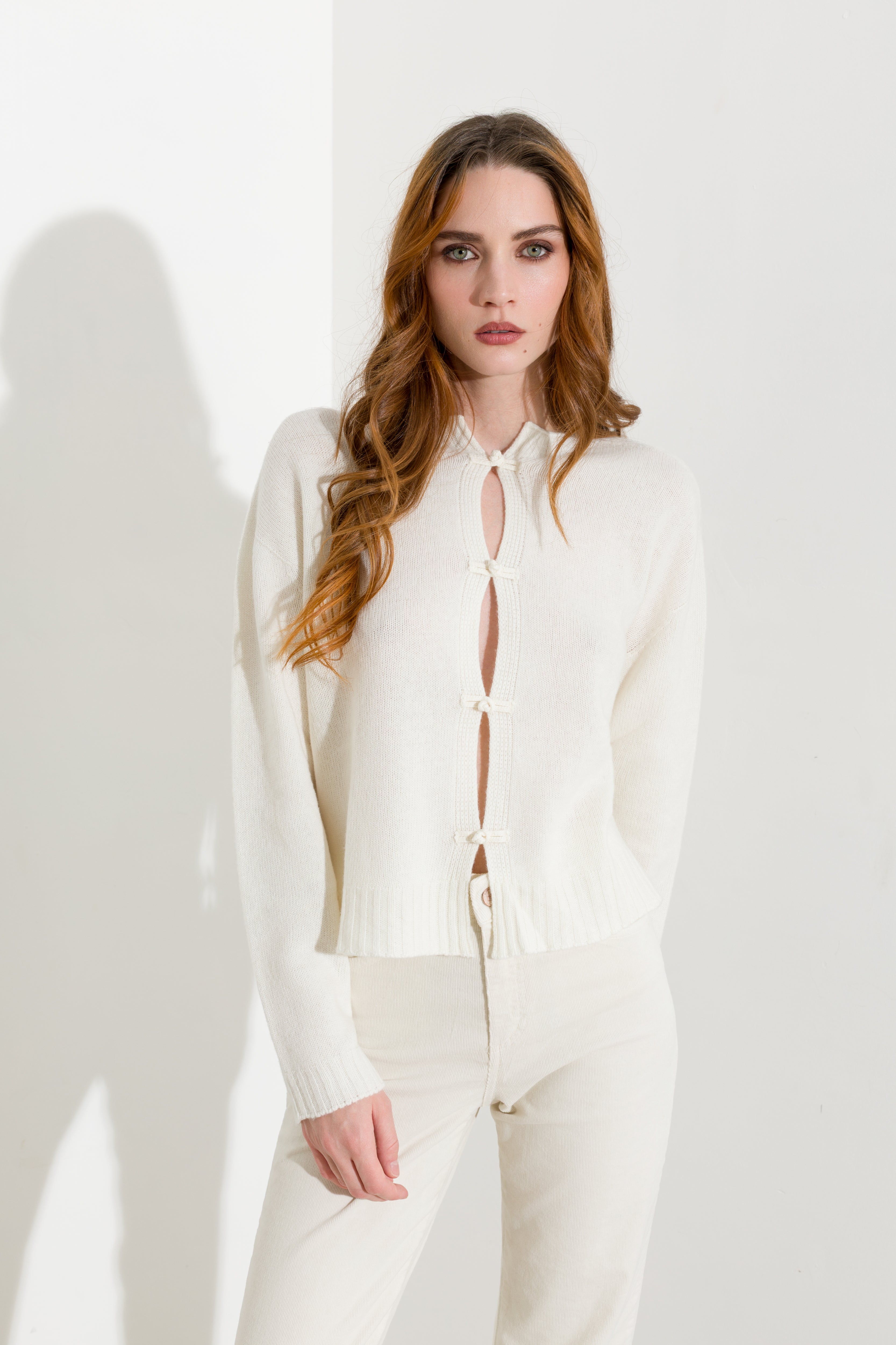 Cardigan boutonné avec boutons noués - Friendly Sweater