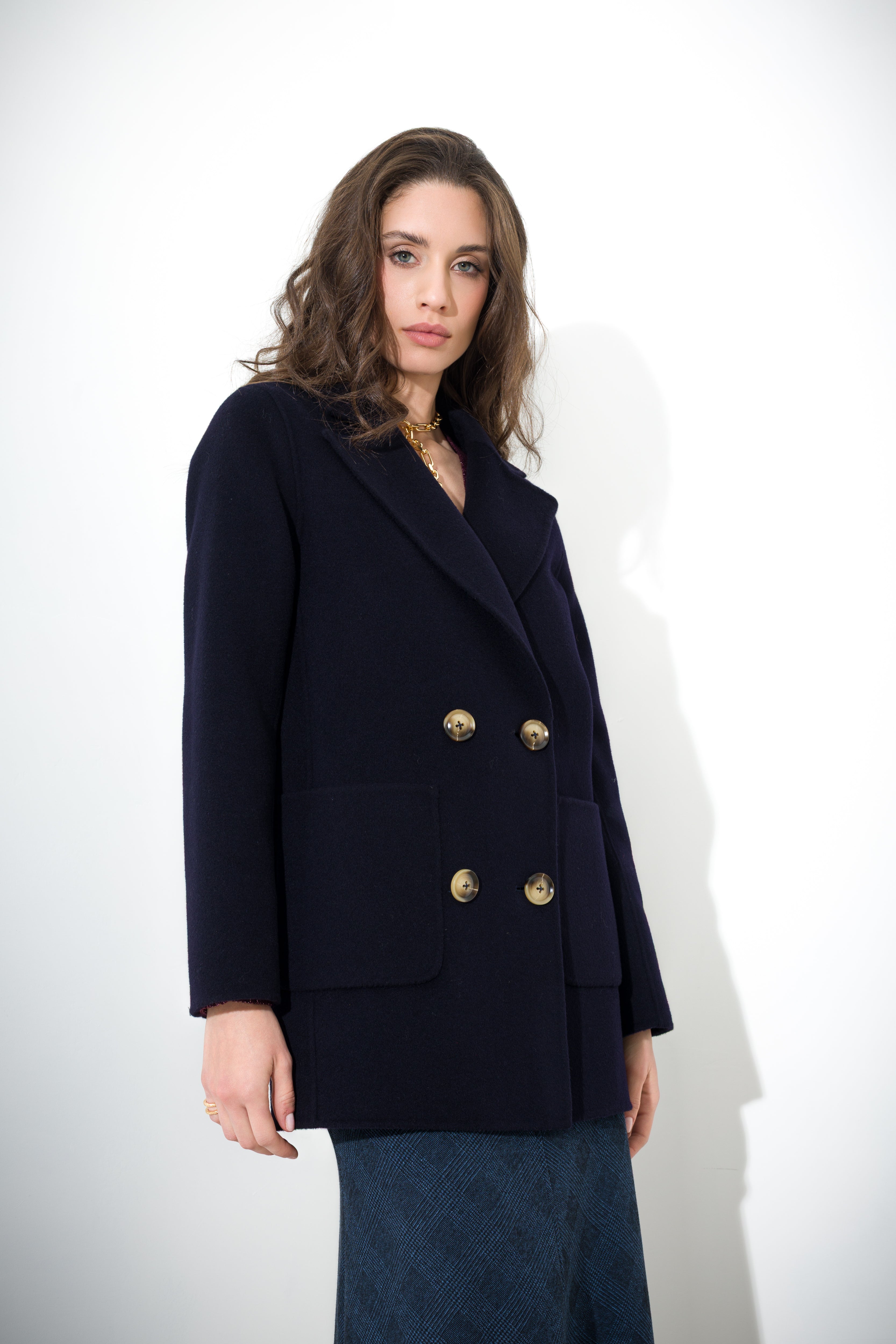 Cappotto doppiopetto in lana vergine