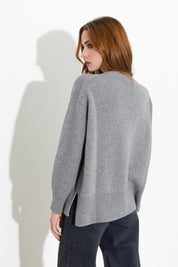 Maglia boxy in lana e cashmere con spacchi laterali