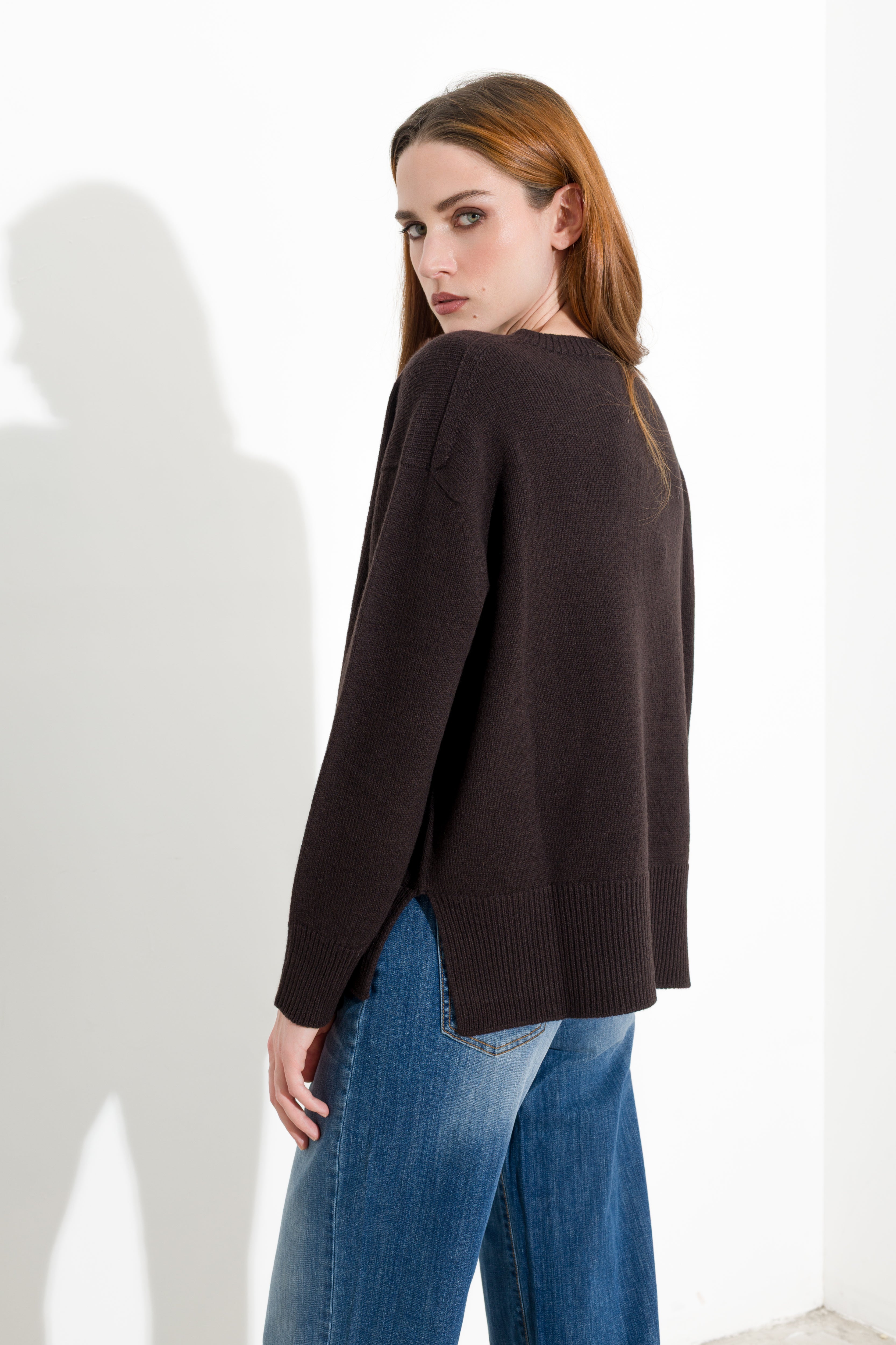 Maglia boxy in lana e cashmere con spacchi laterali - Friendly Sweater