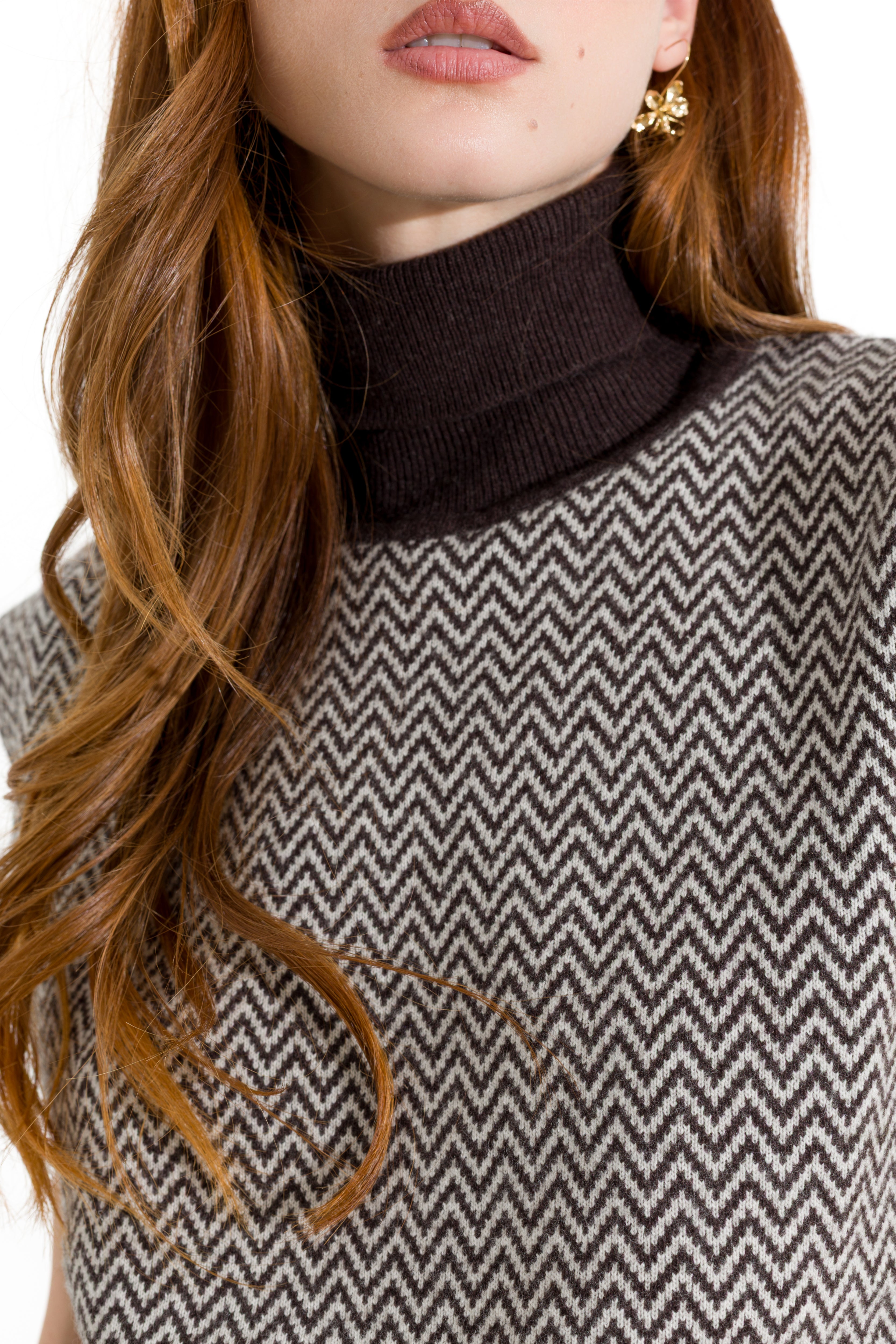Gilet dolcevita smanicato in misto lana