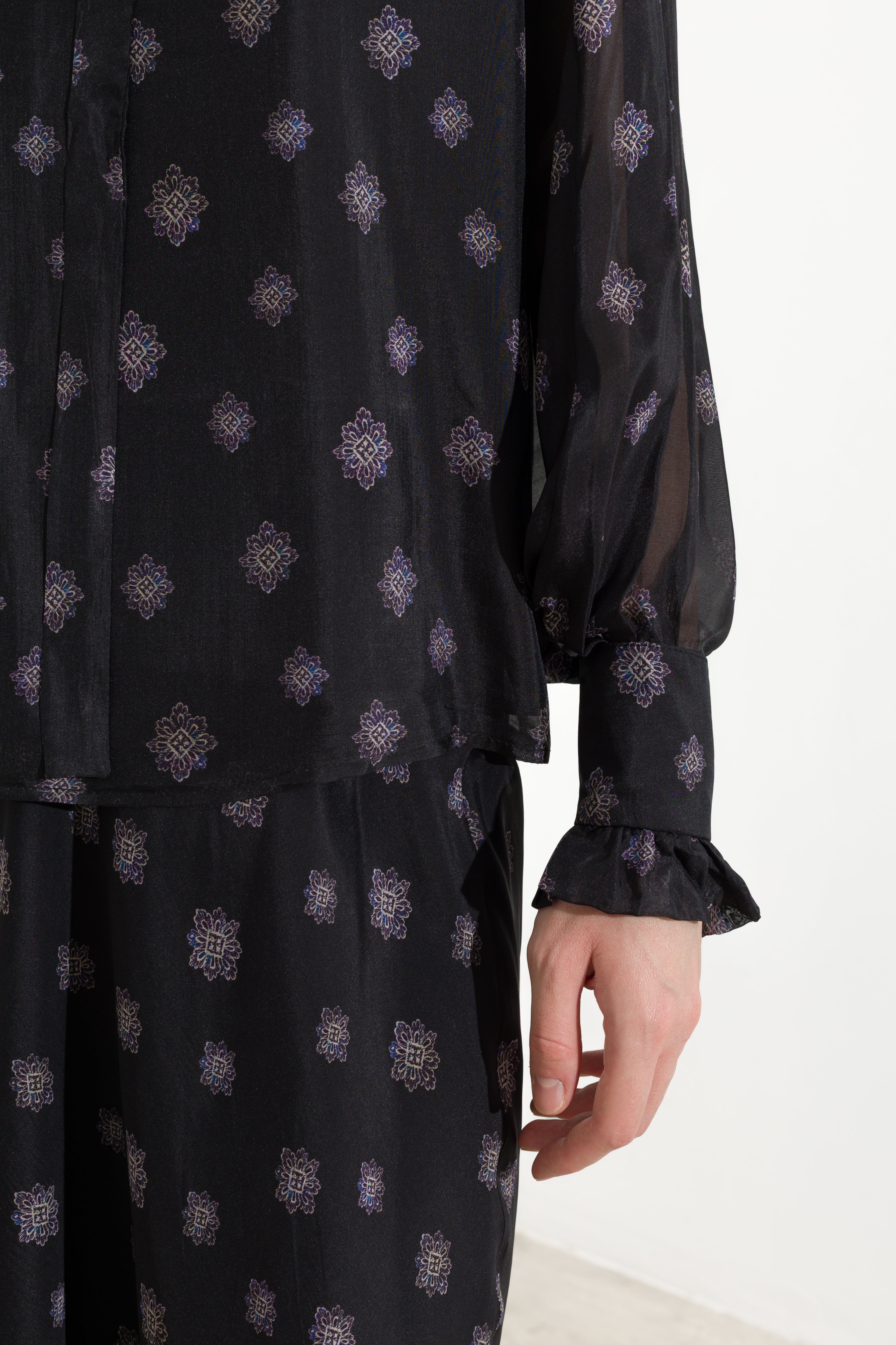 Blusa in misto seta