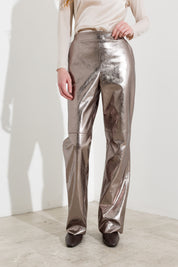 Pantalone effetto metallizzato