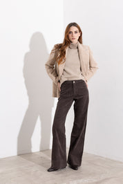 Pantaloni wide-leg in velluto a coste con tasche a toppa