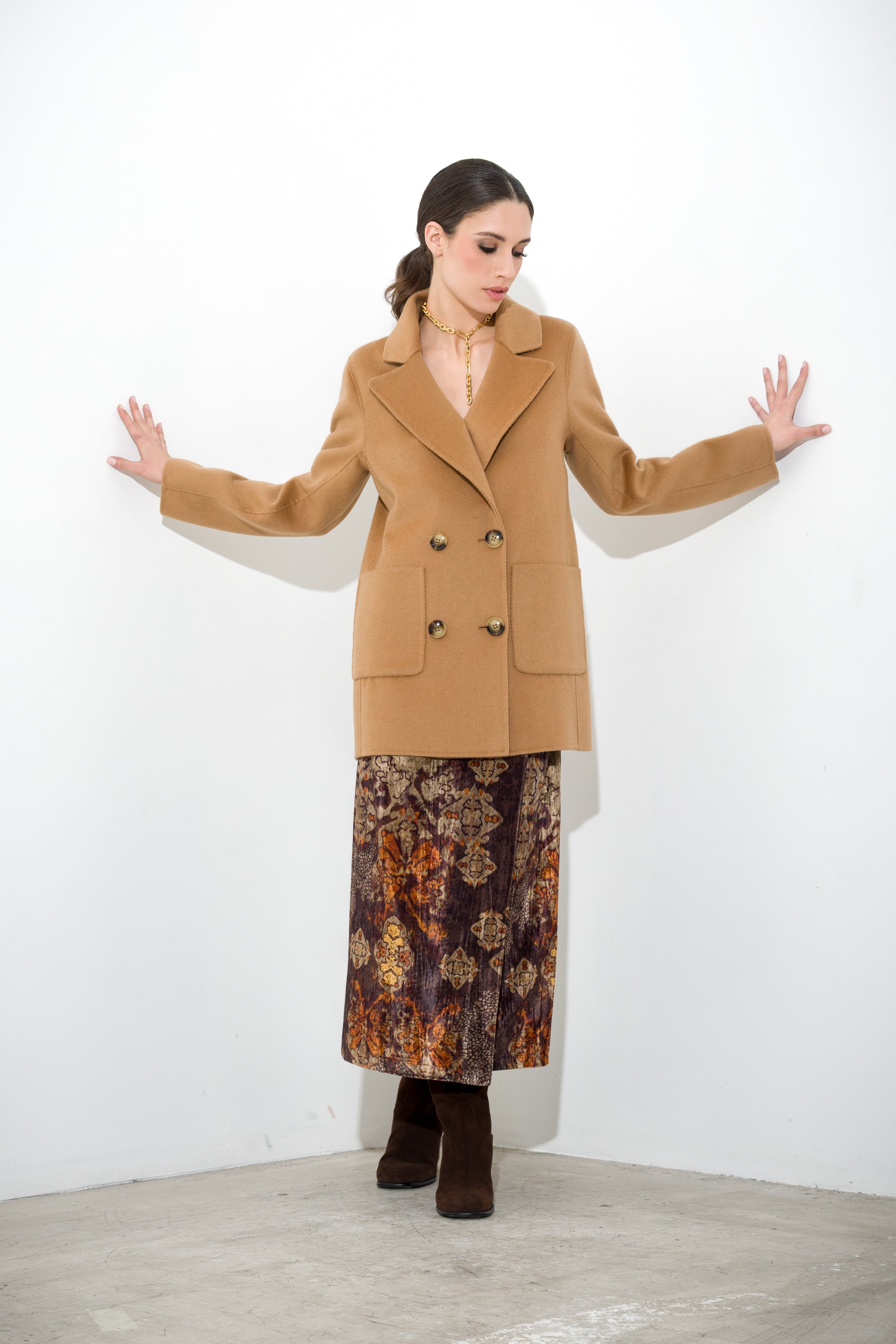 Cappotto doppiopetto in lana vergine