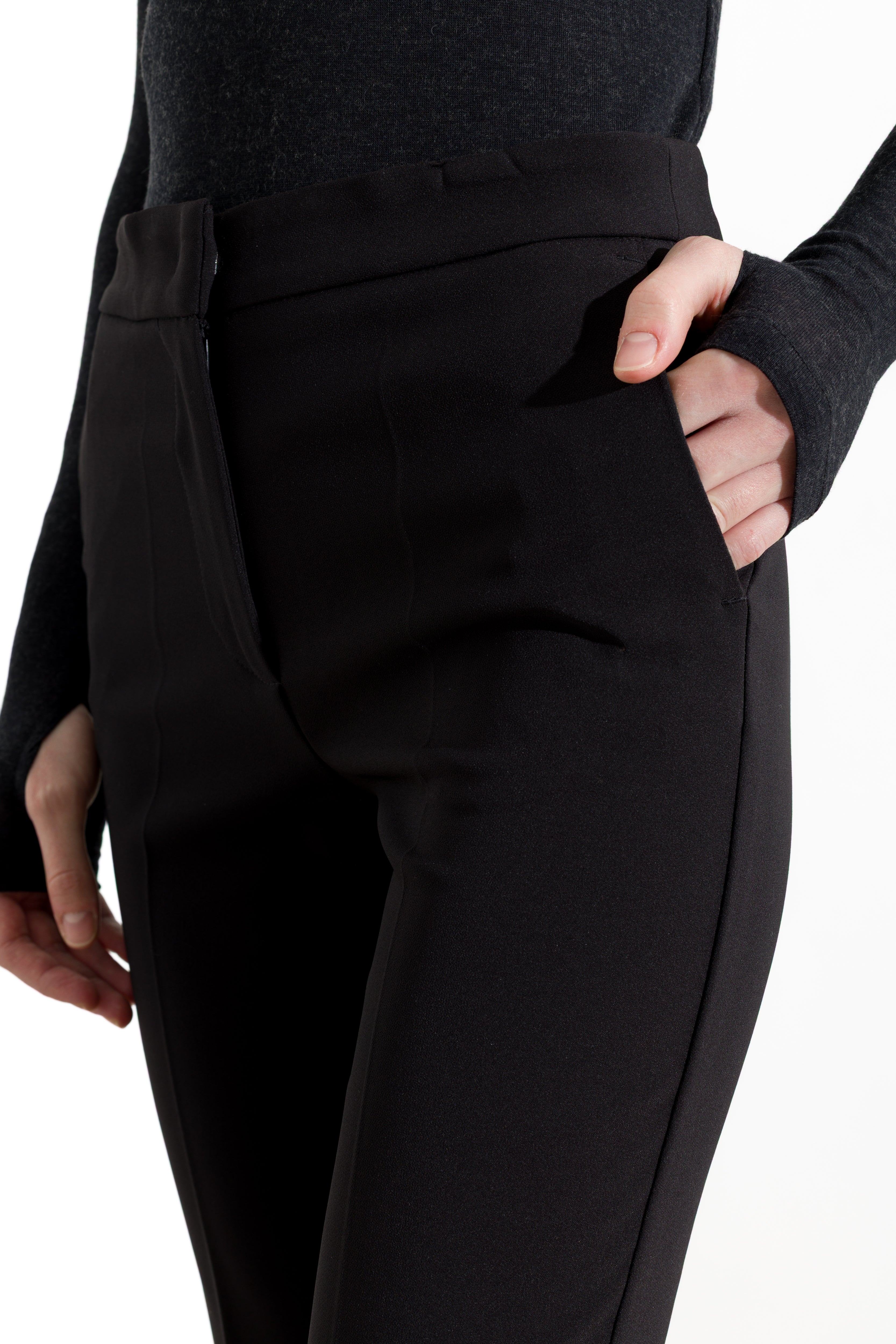 Pantaloni flare a vita alta