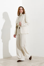 Blazer con chiusura gioiello