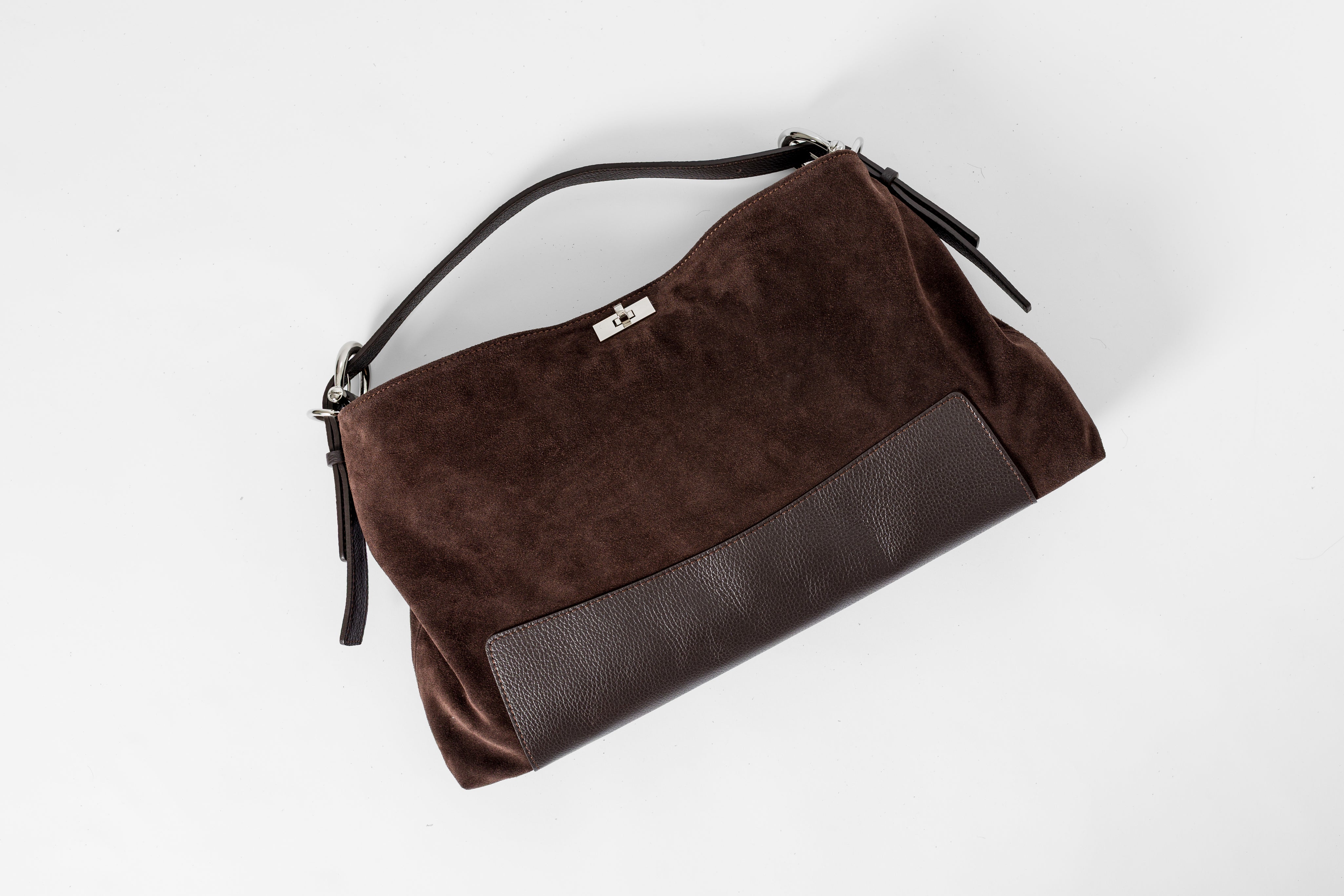 Borsa hobo in camoscio e pelle martellata