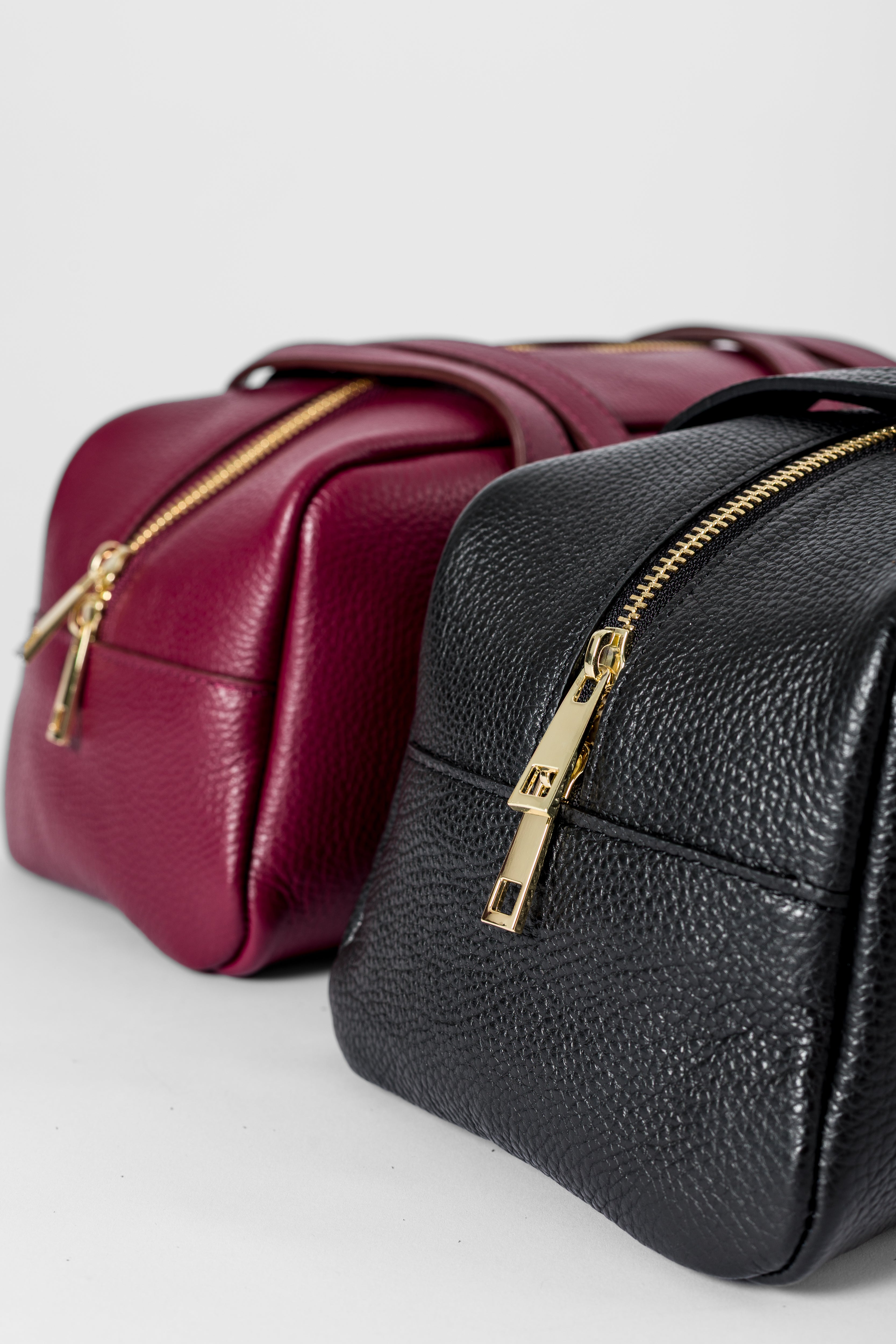 Bowling bag in pelle martellata