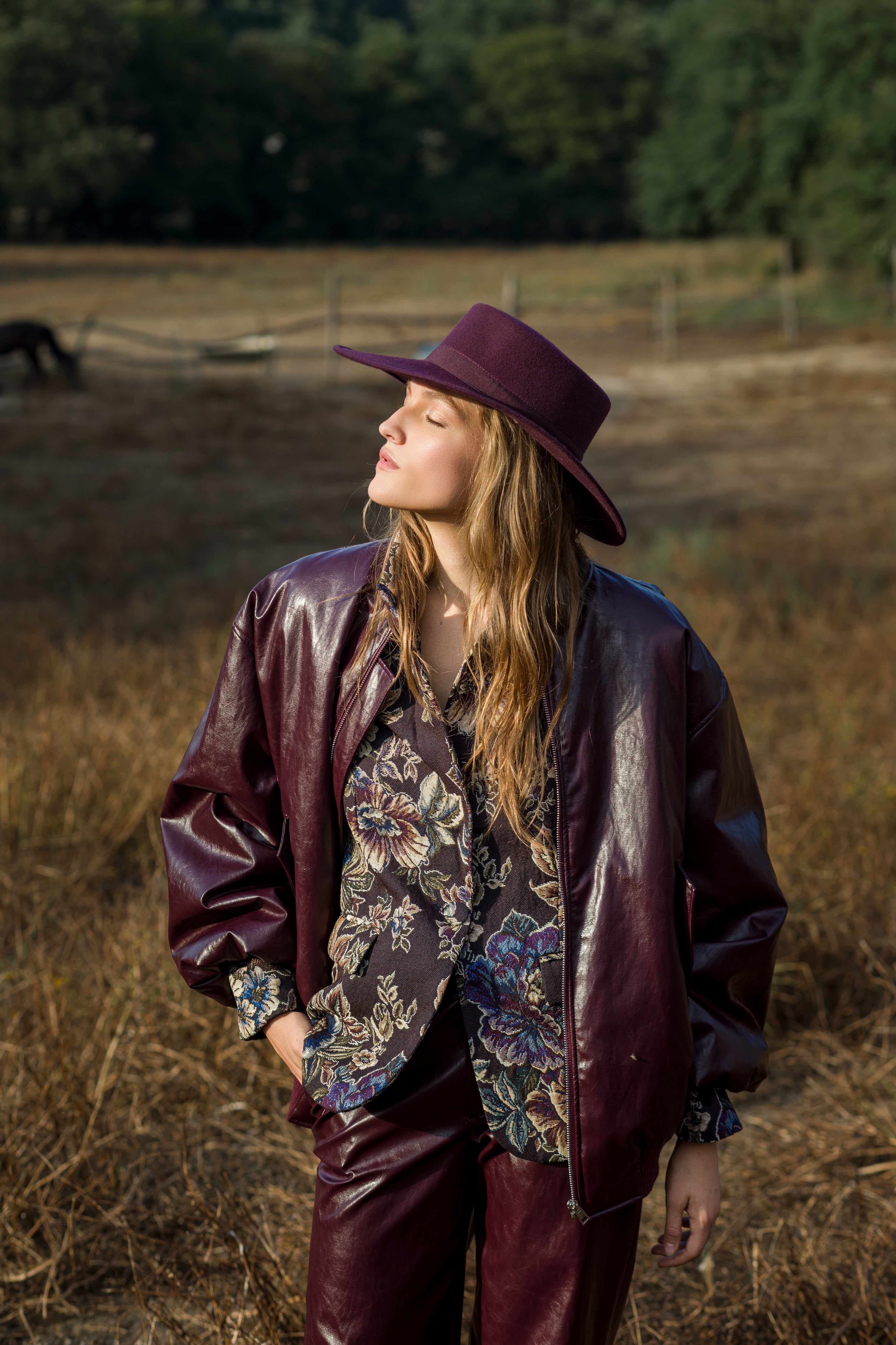 Bomber oversize in ecopelle lucida