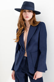 Blazer con chiusura gioiello