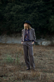 Blusa con escote lágrima