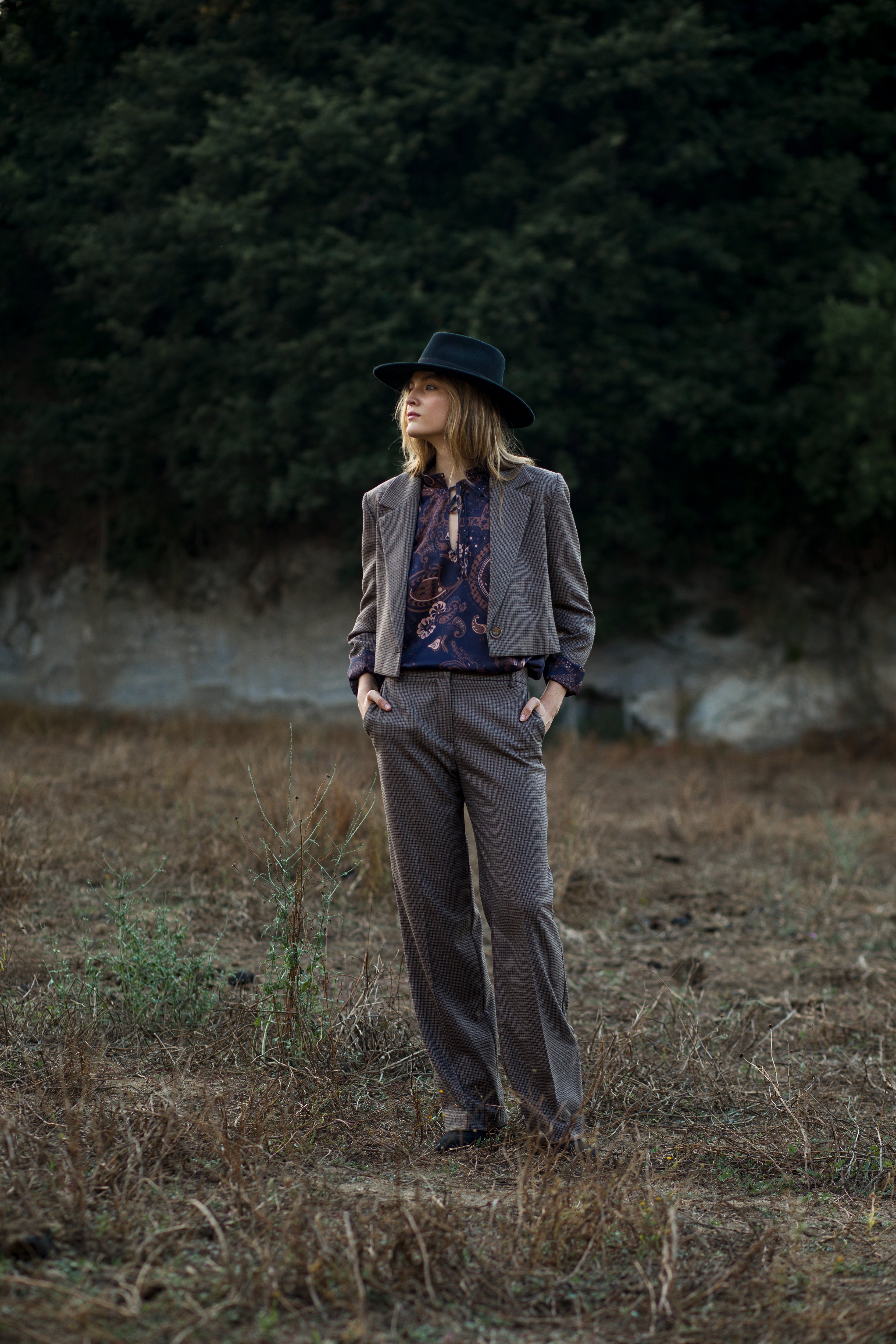 Blusa con escote lágrima
