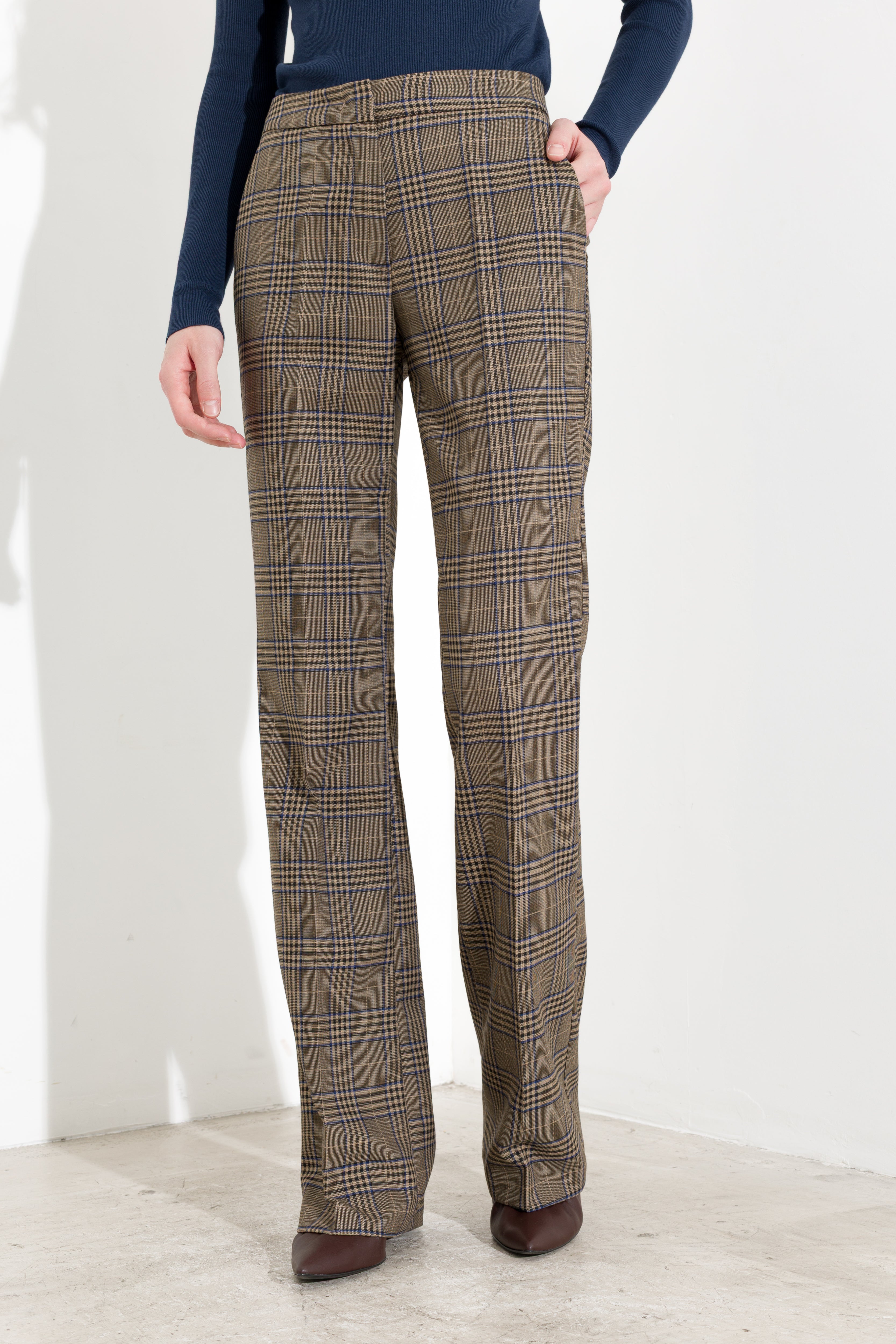 Karierte Hose mit geradem Bein