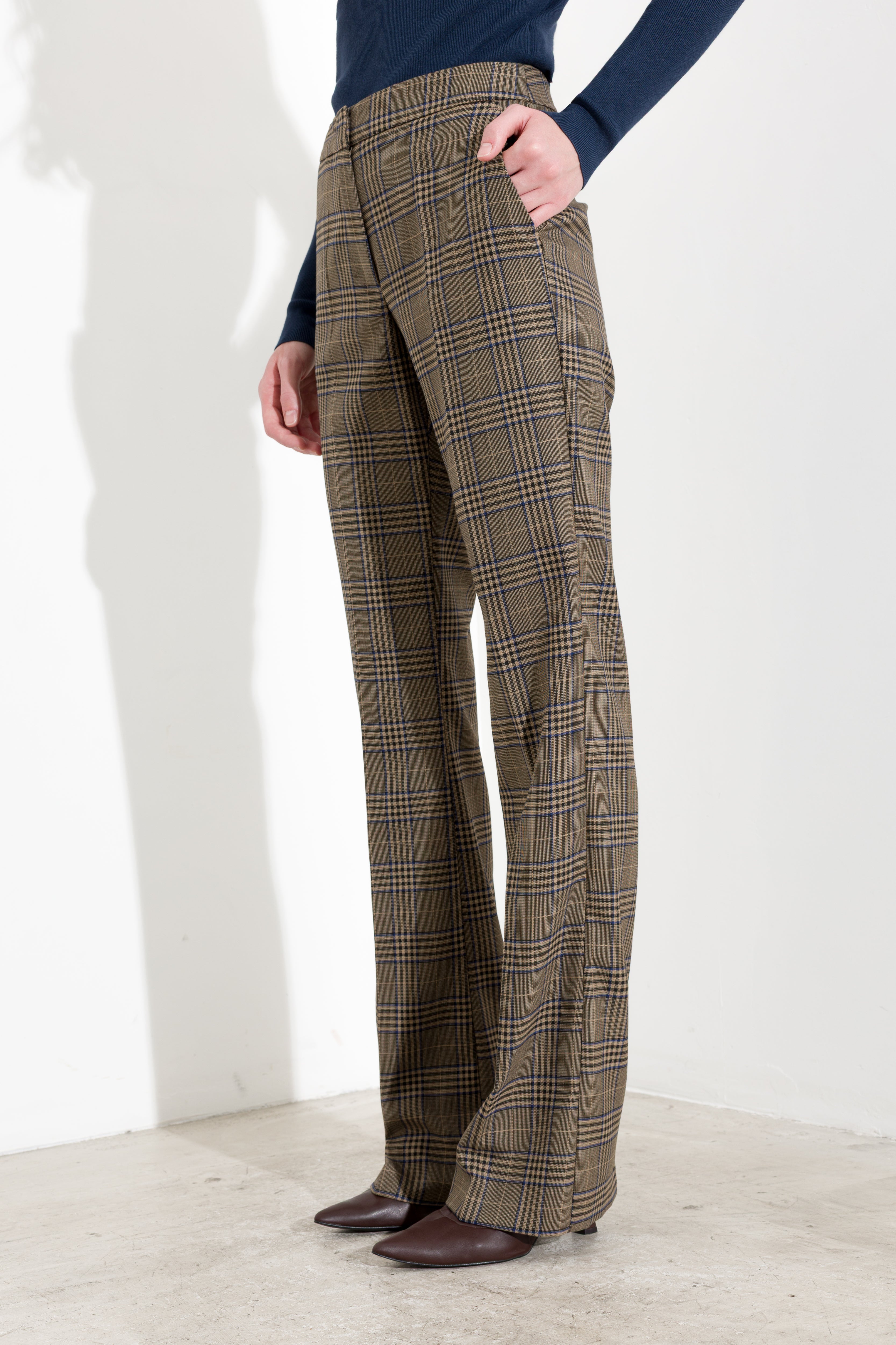 Karierte Hose mit geradem Bein